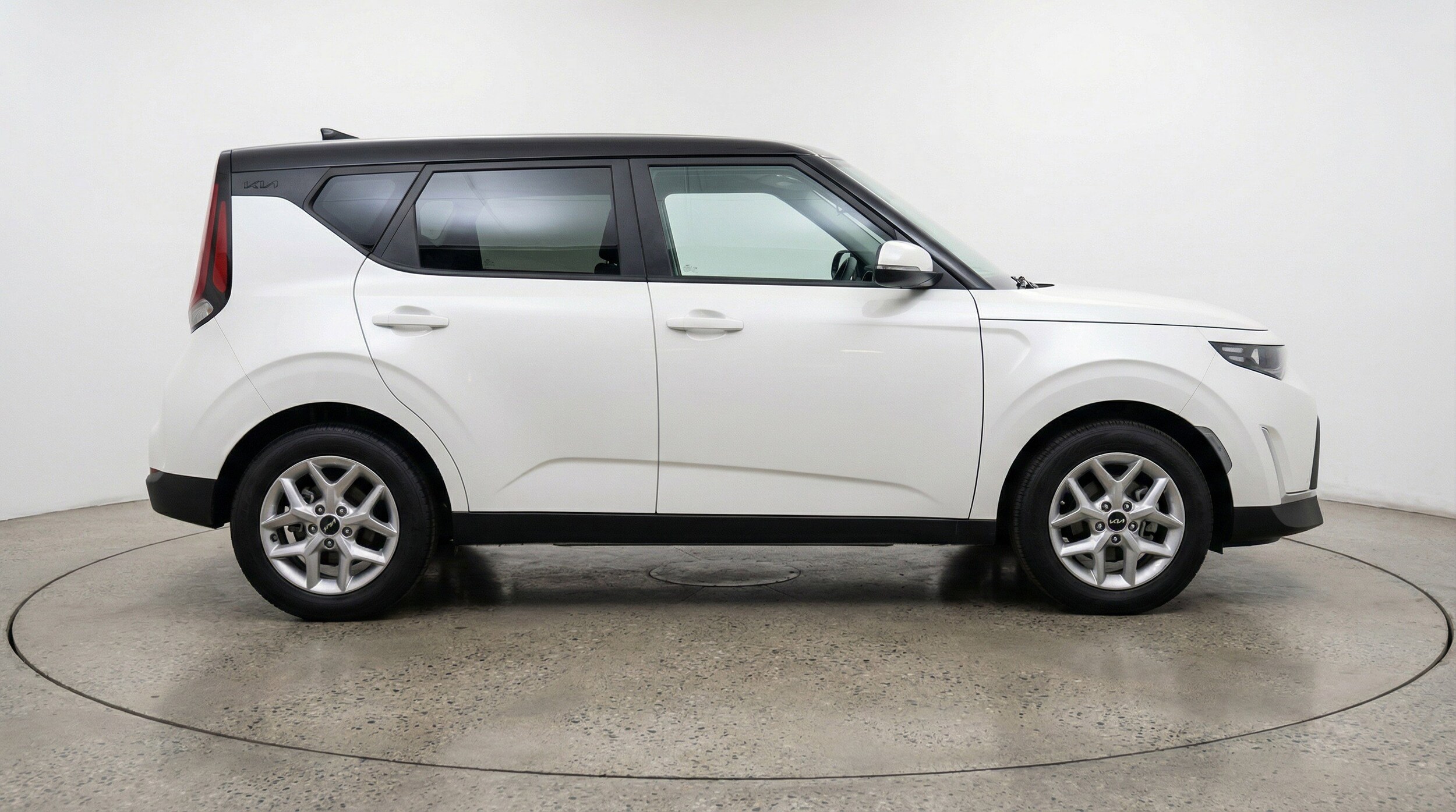 Thumbnail: 2025 Kia Soul - 11