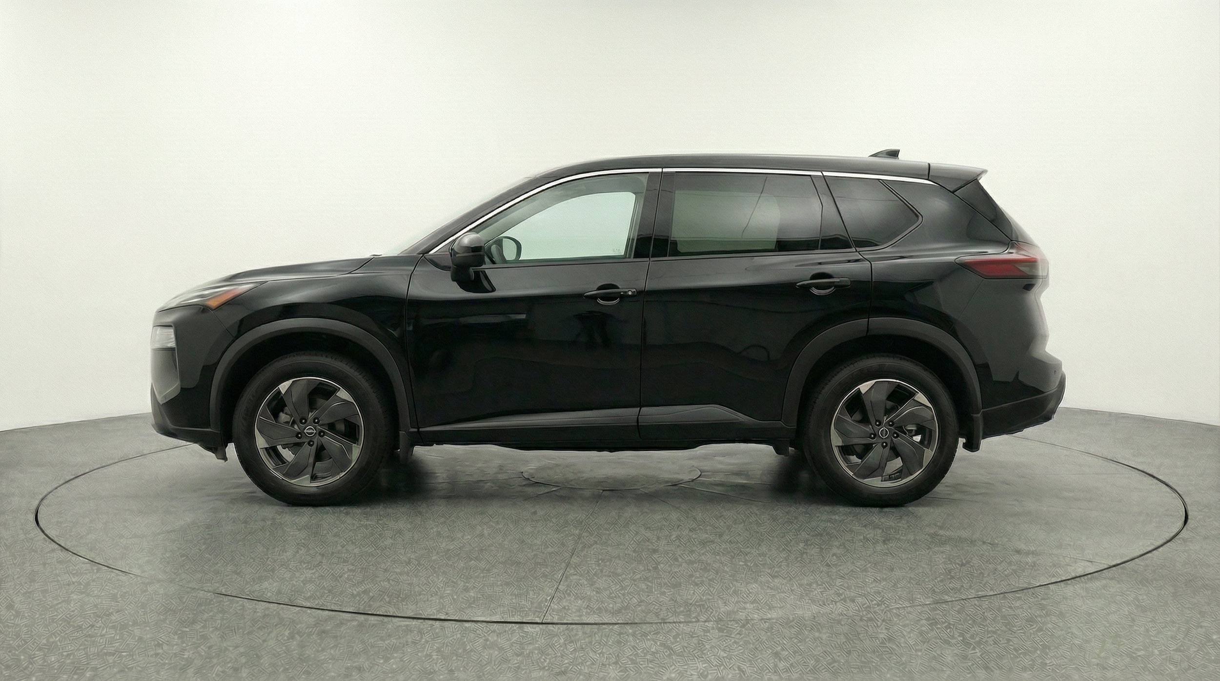 Thumbnail: 2025 Nissan Rogue - 5