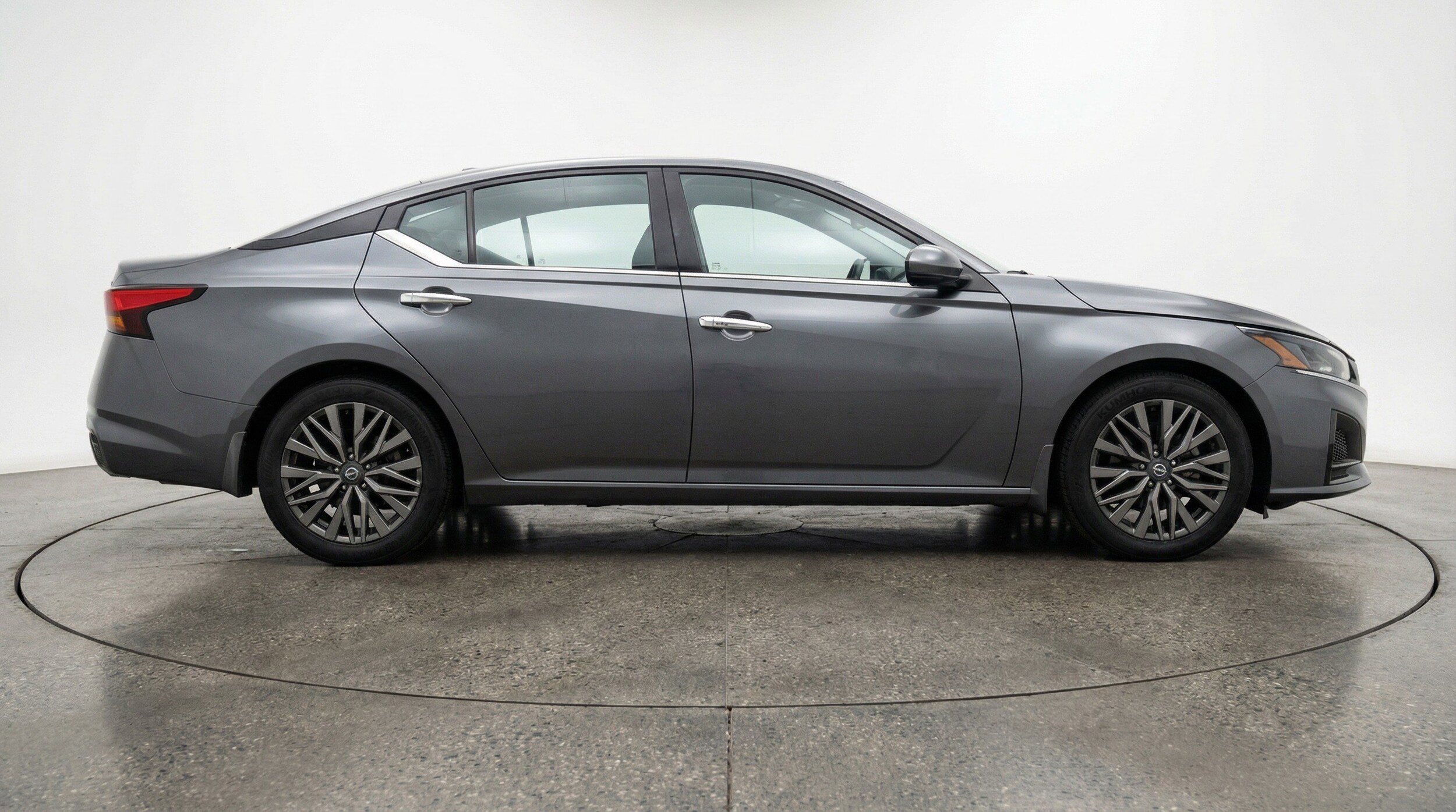 Thumbnail: 2025 Nissan Altima - 11