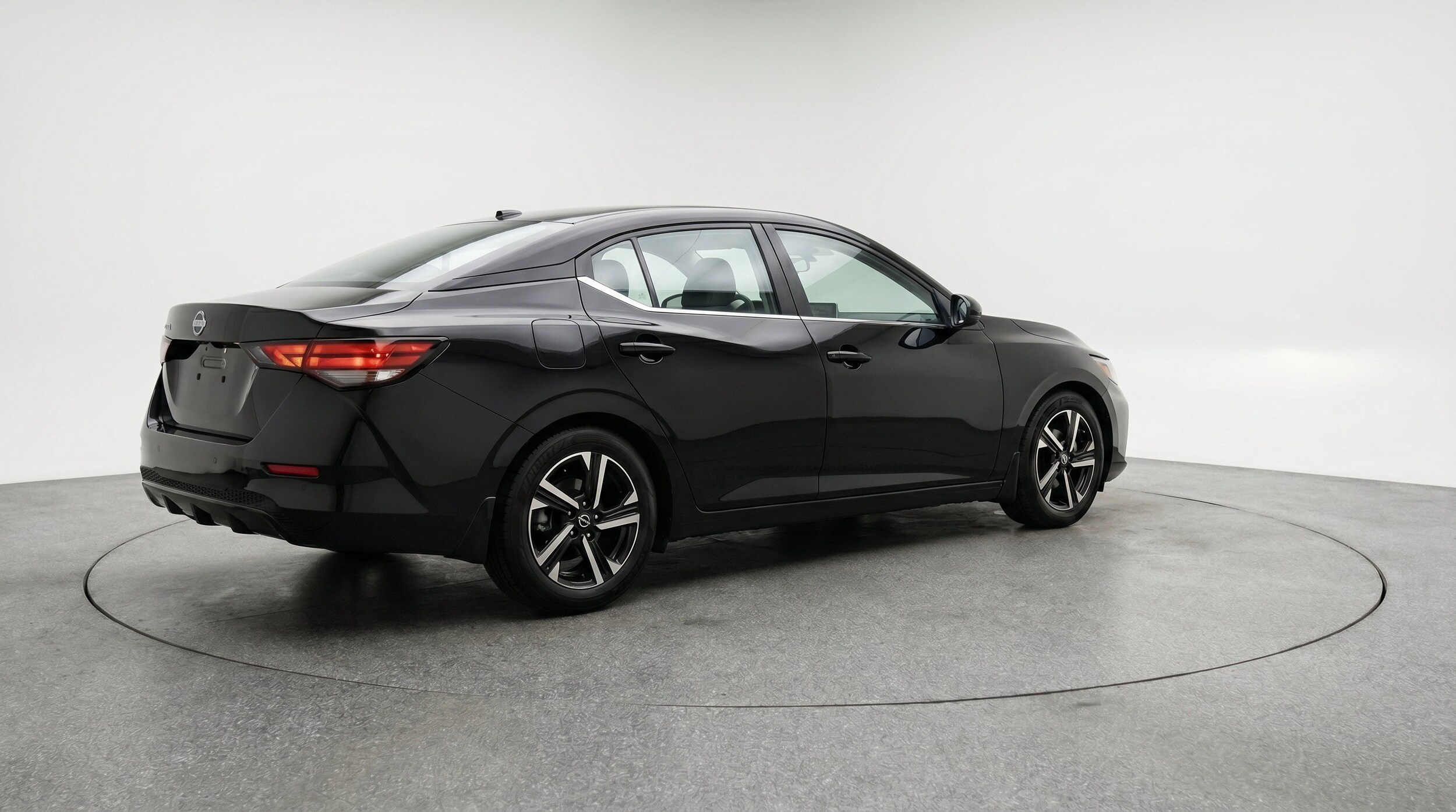 Thumbnail: 2025 Nissan Sentra - 9
