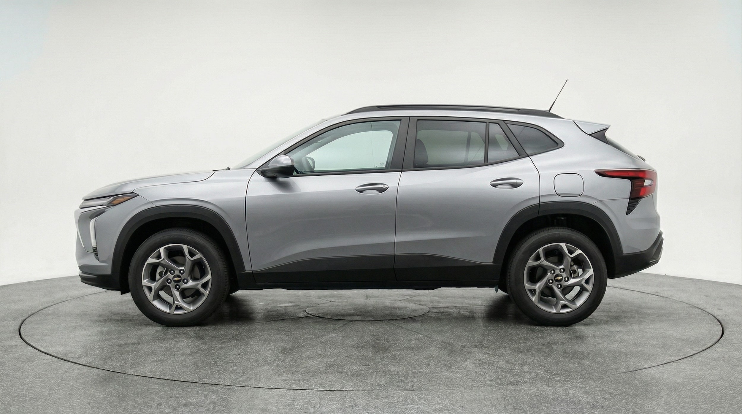 Thumbnail: 2025 Chevrolet Trax - 4