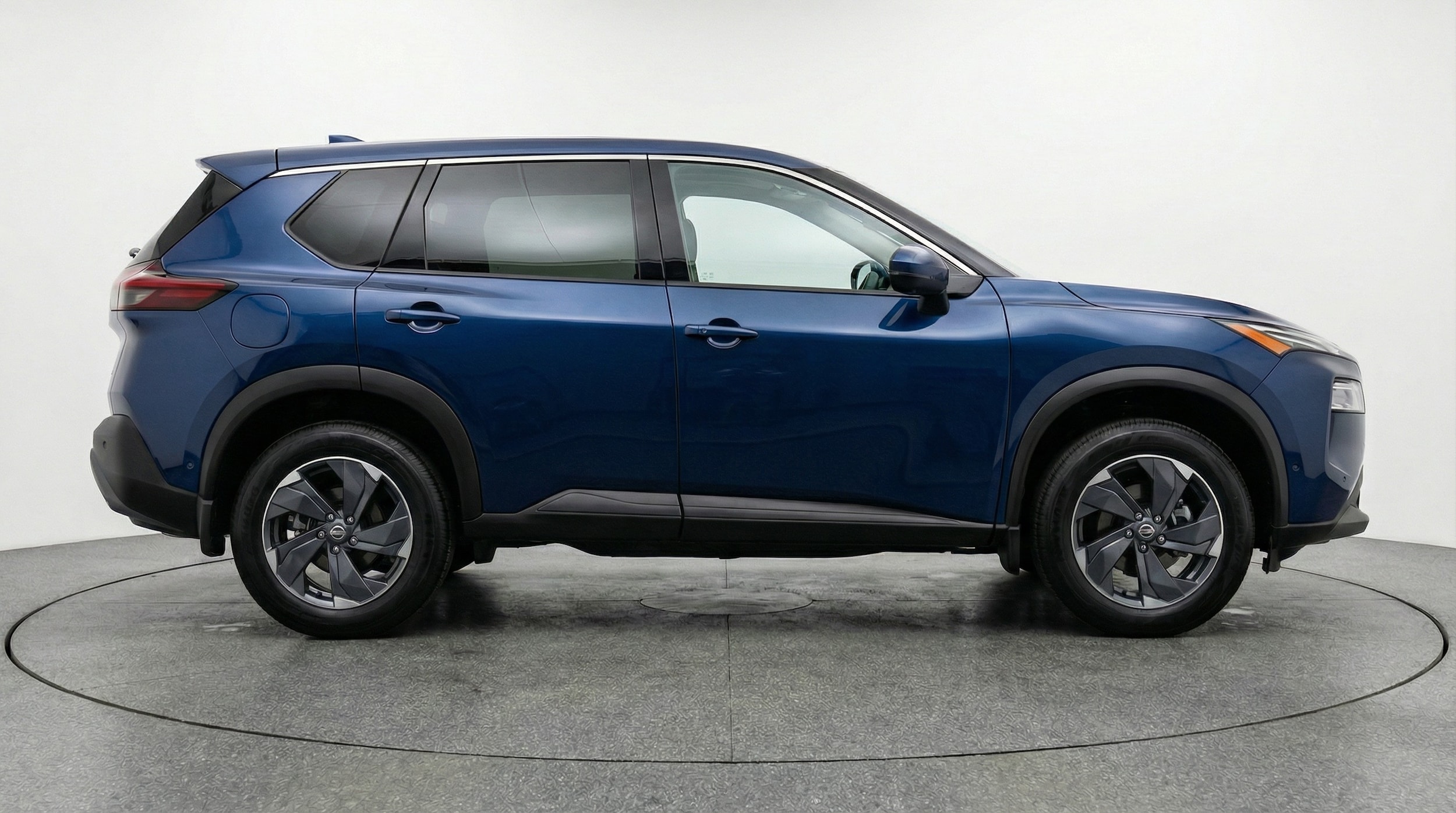 Thumbnail: 2025 Nissan Rogue - 8