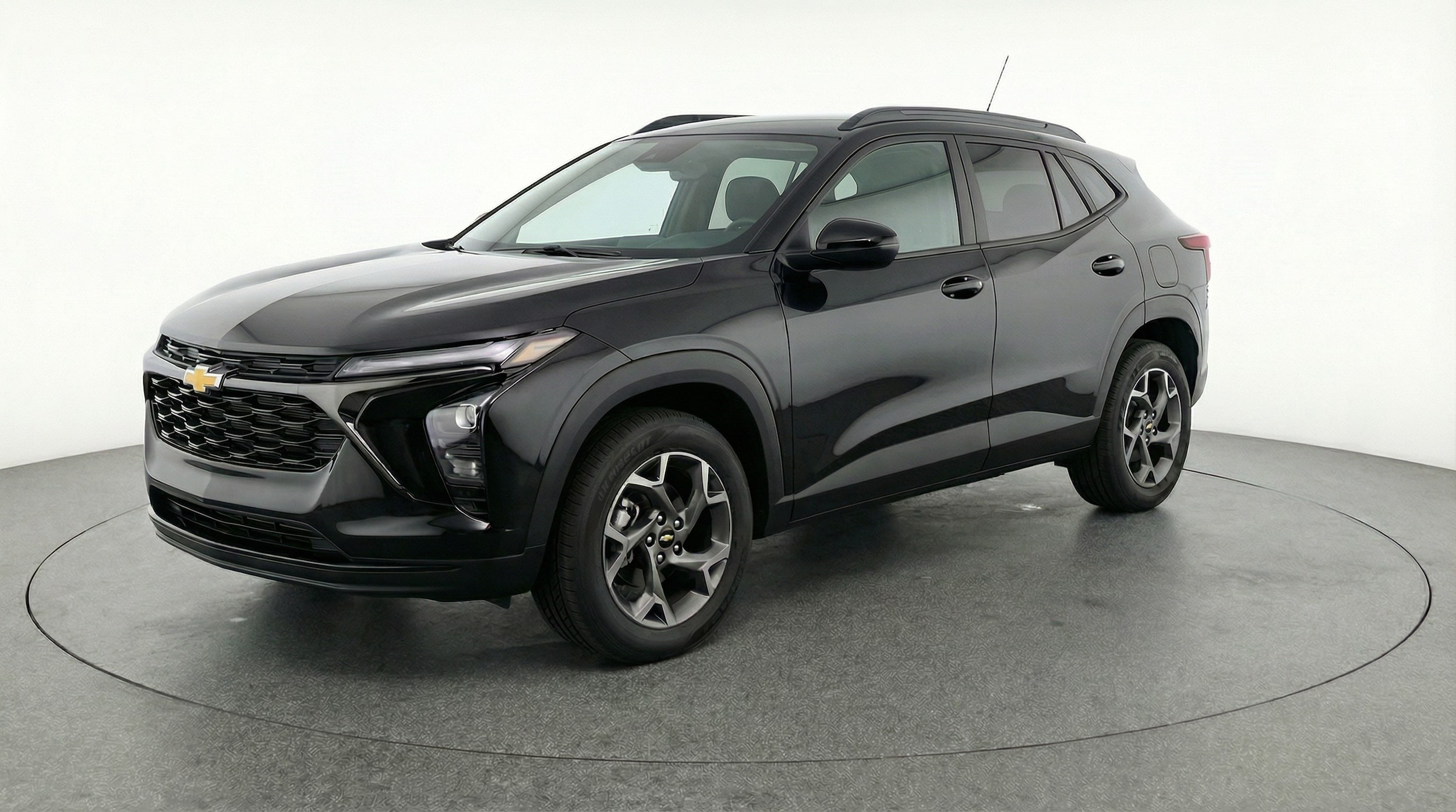 Thumbnail: 2025 Chevrolet Trax - 3