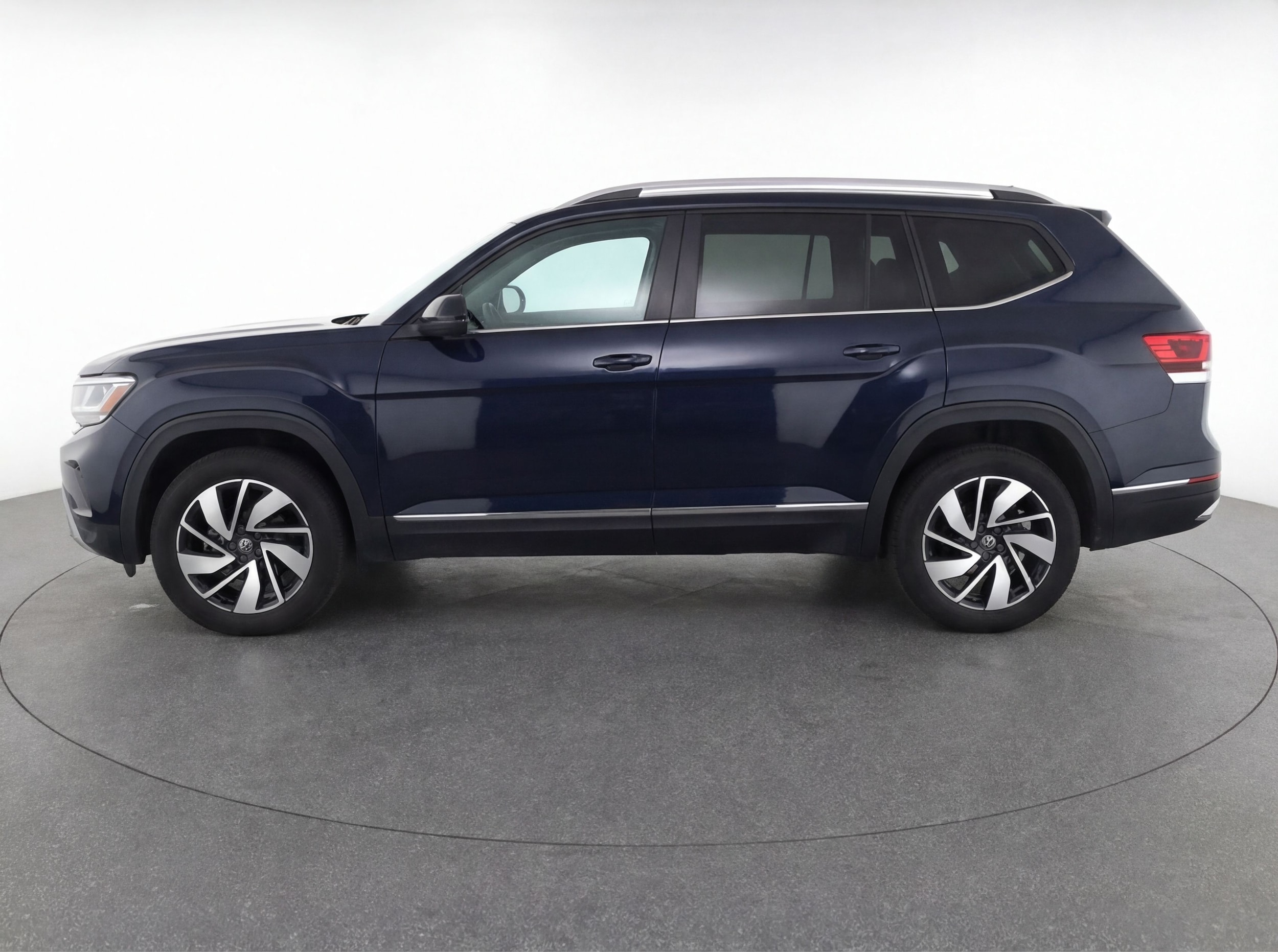 Thumbnail: 2024 Volkswagen Atlas - 4