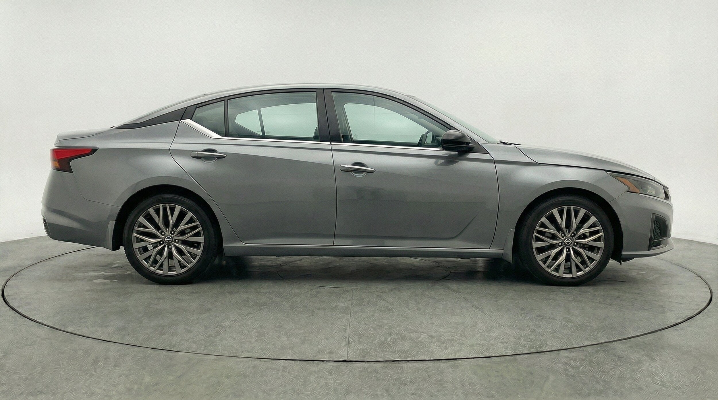 Thumbnail: 2025 Nissan Altima - 11