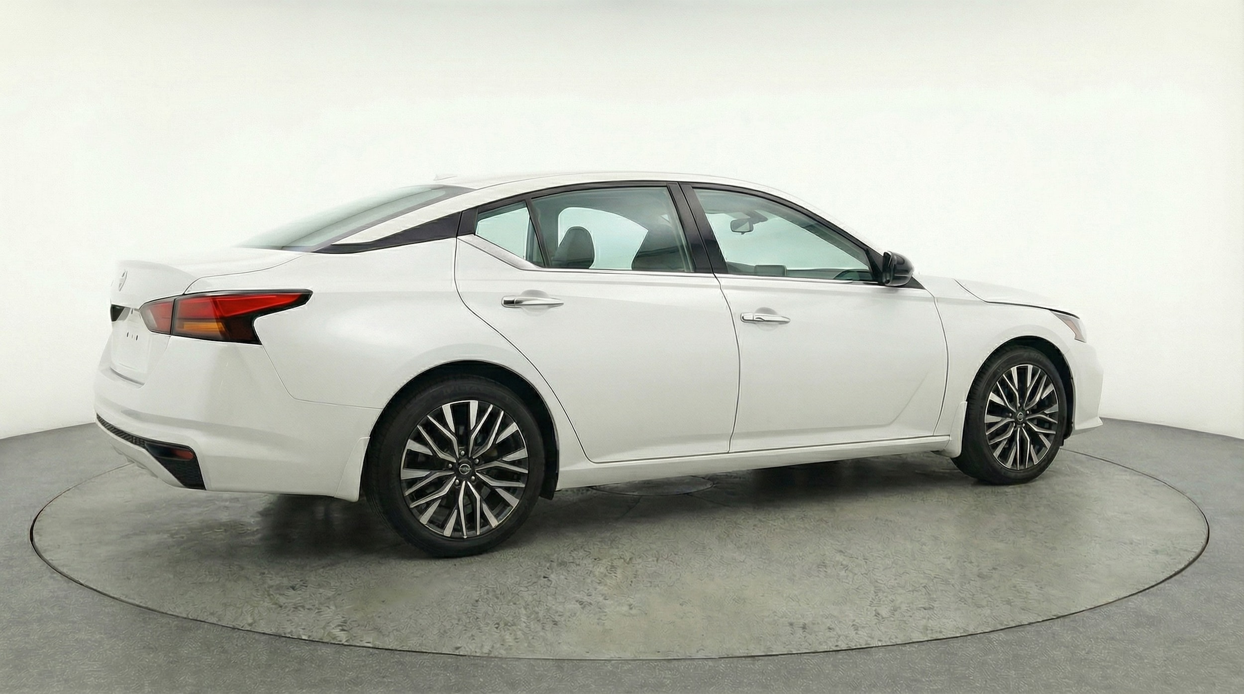 Thumbnail: 2025 Nissan Altima - 7