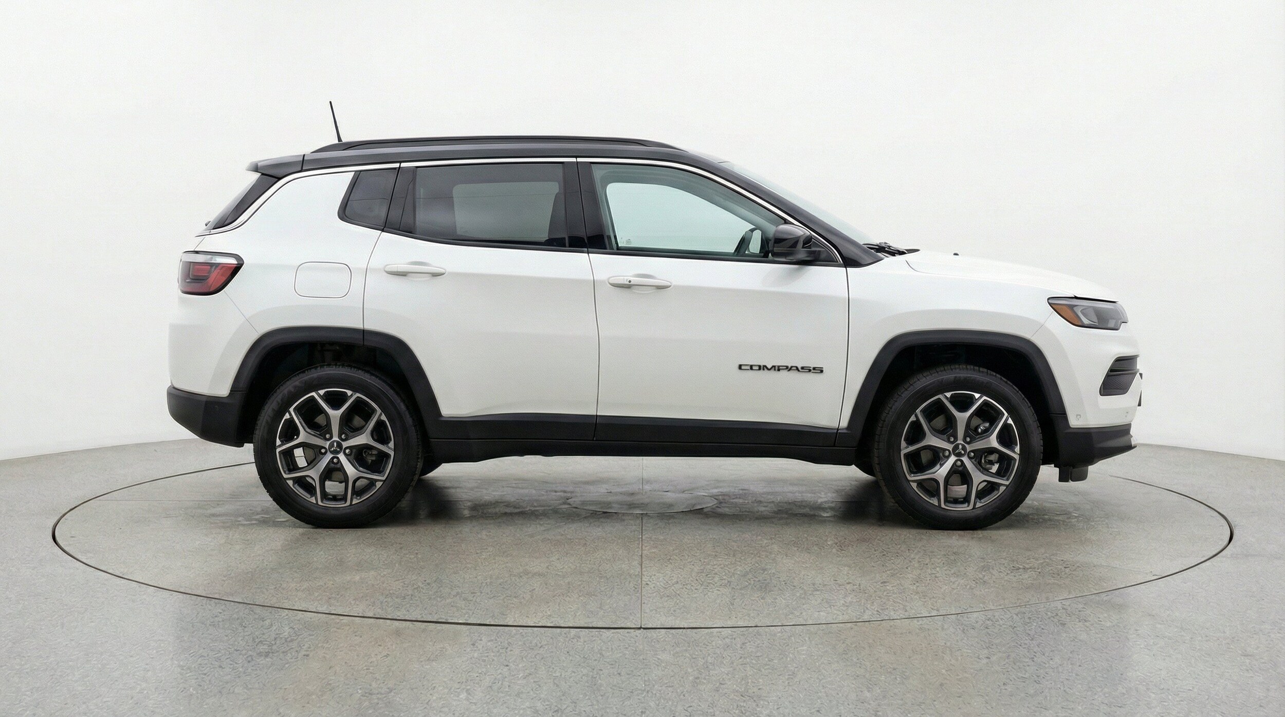 Thumbnail: 2025 Jeep Compass - 11