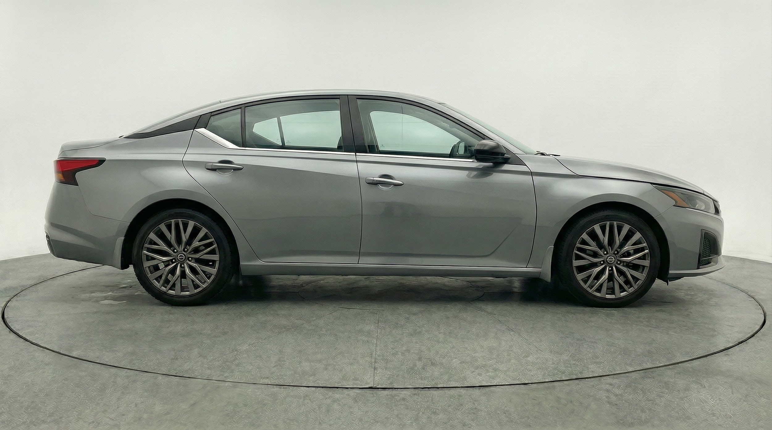 Thumbnail: 2025 Nissan Altima - 8