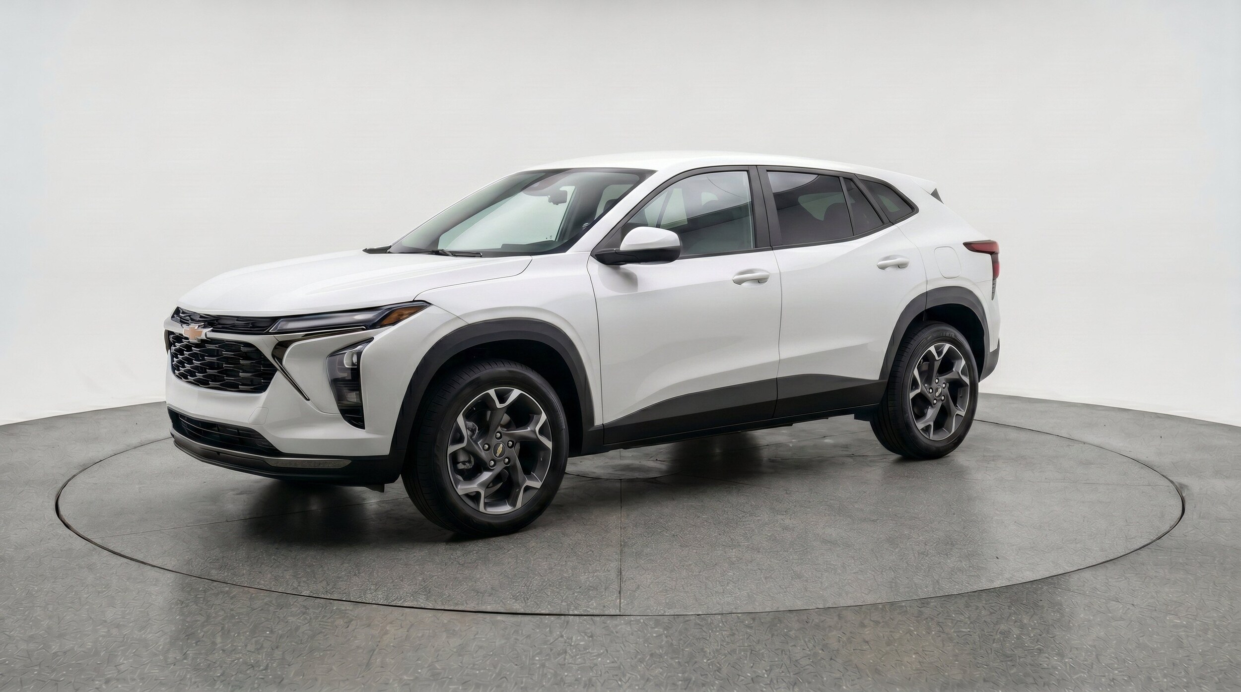 Thumbnail: 2025 Chevrolet Trax - 3