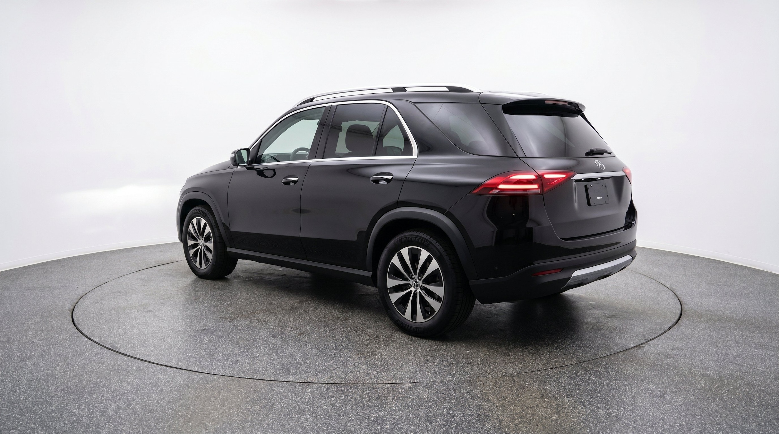 Thumbnail: 2026 Mercedes-Benz GLE - 6