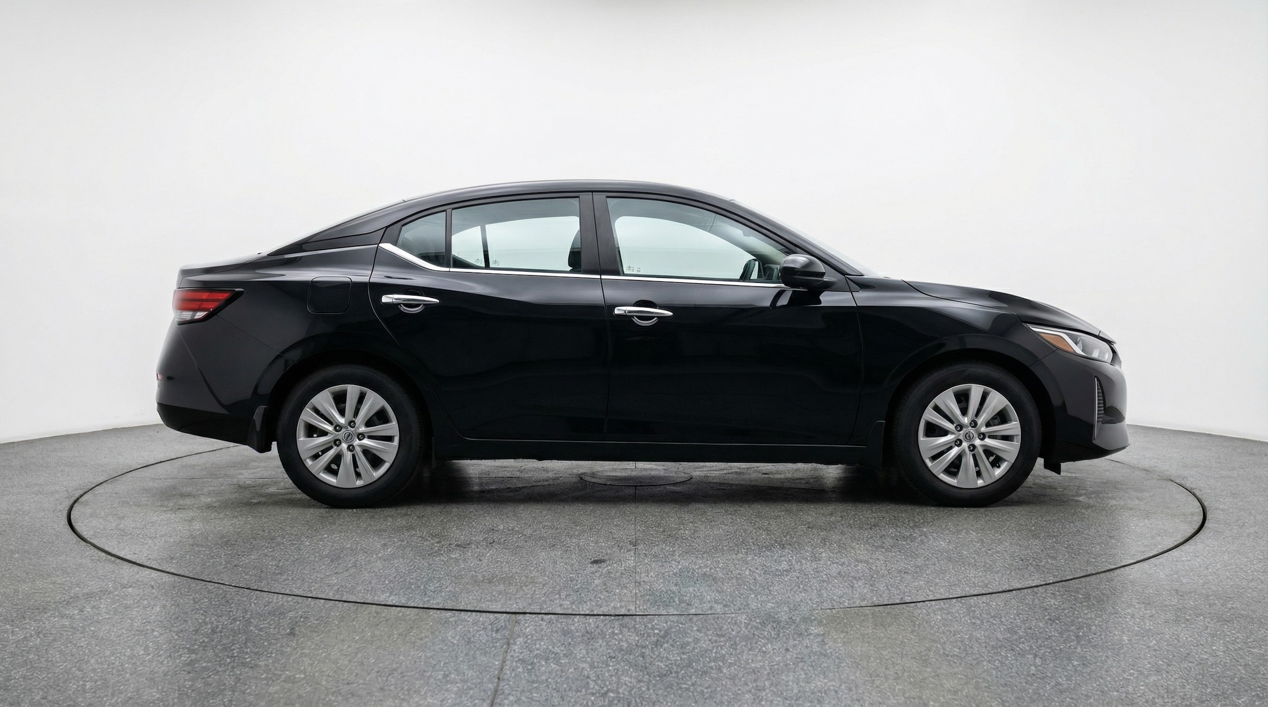 Thumbnail: 2025 Nissan Sentra - 8