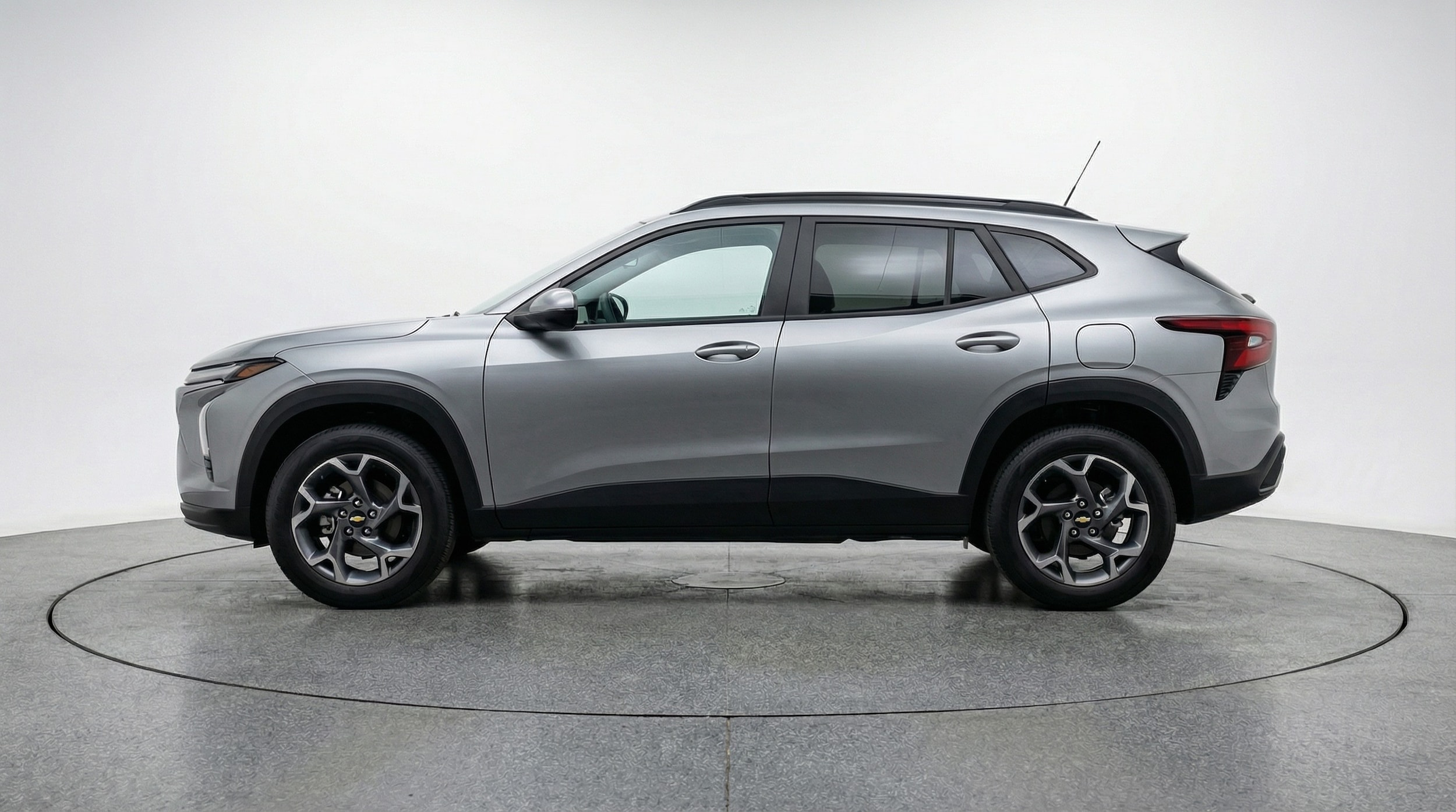 Thumbnail: 2025 Chevrolet Trax - 4