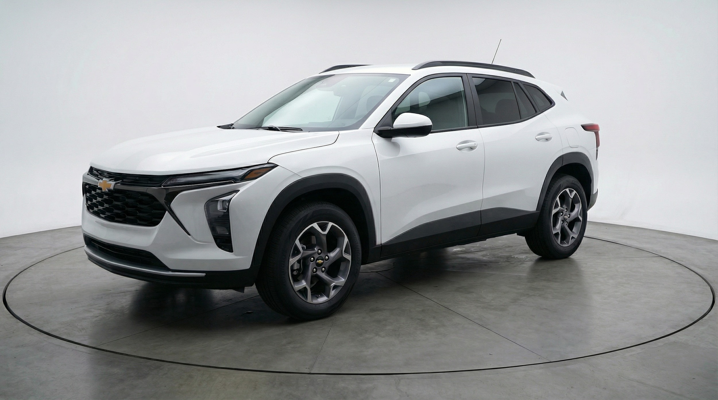 Thumbnail: 2025 Chevrolet Trax - 3