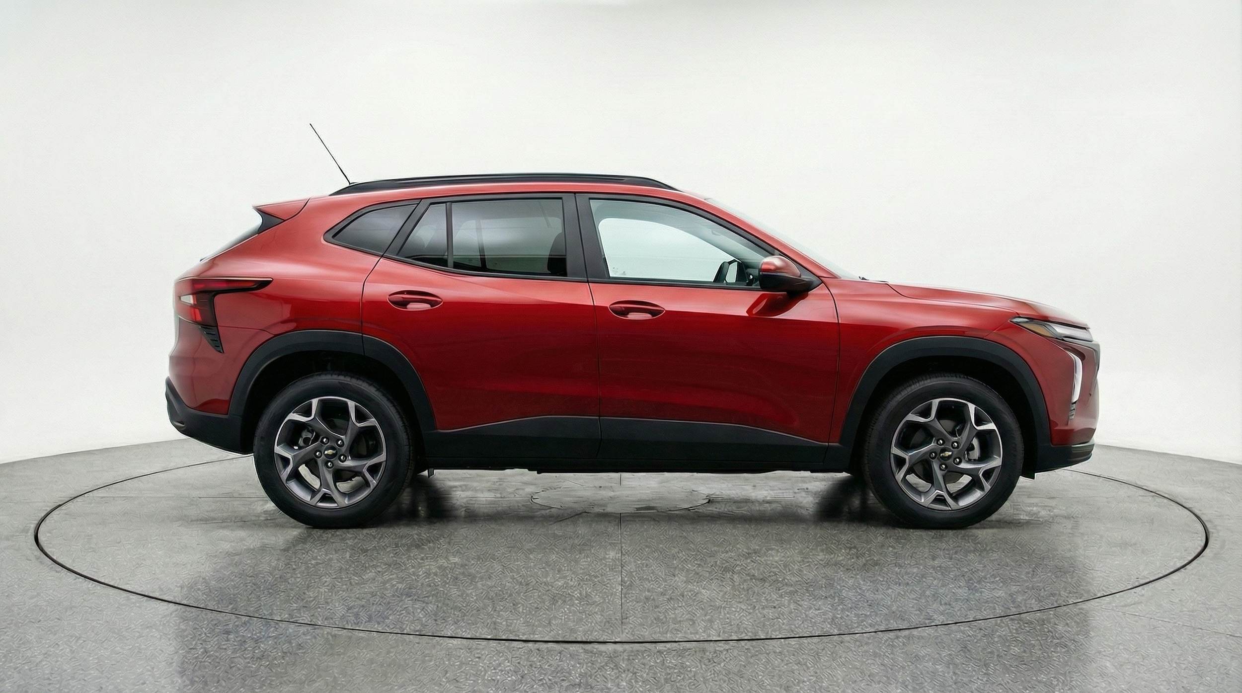 Thumbnail: 2025 Chevrolet Trax - 8