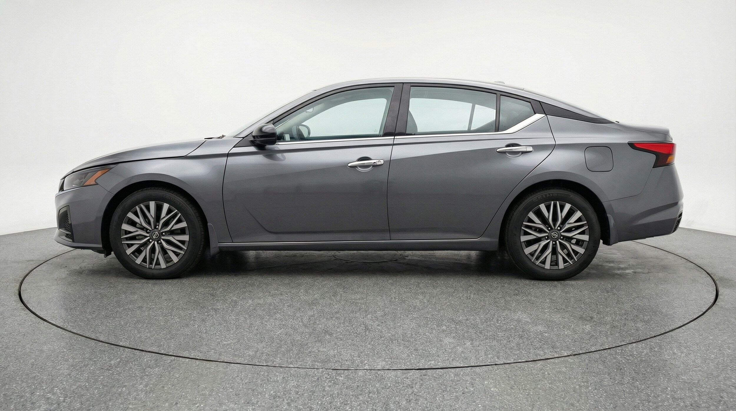 Thumbnail: 2025 Nissan Altima - 4