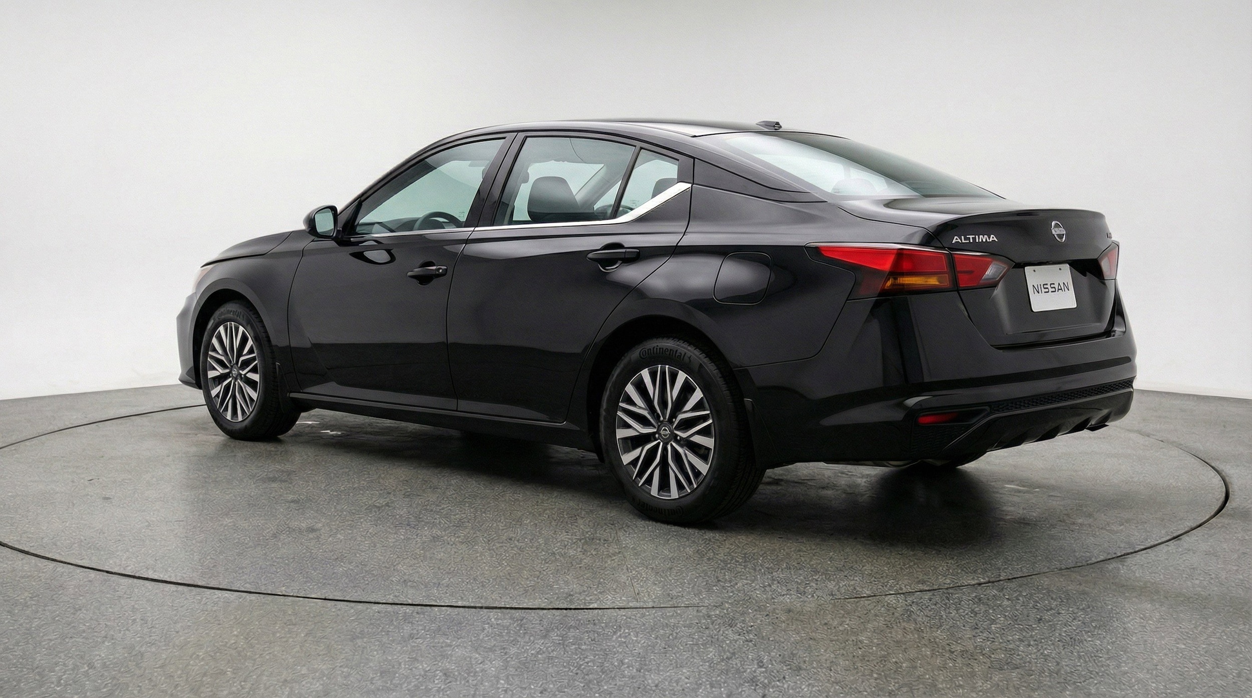 Thumbnail: 2025 Nissan Altima - 6