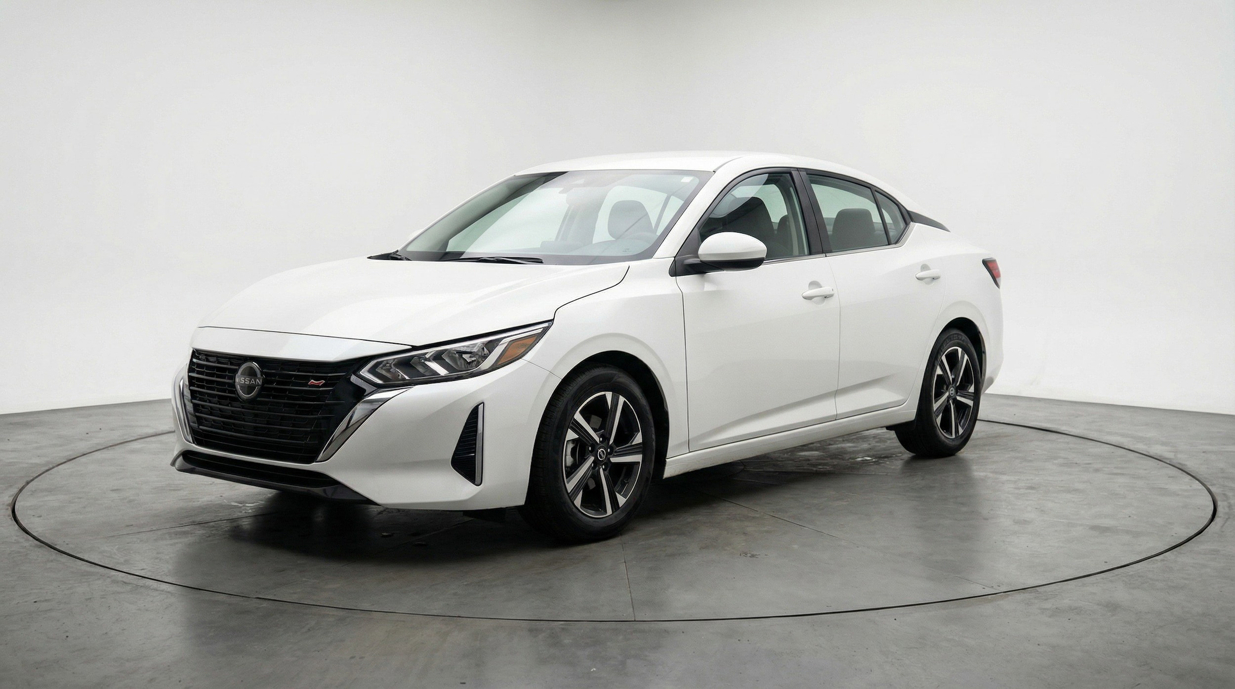 Thumbnail: 2025 Nissan Sentra - 3