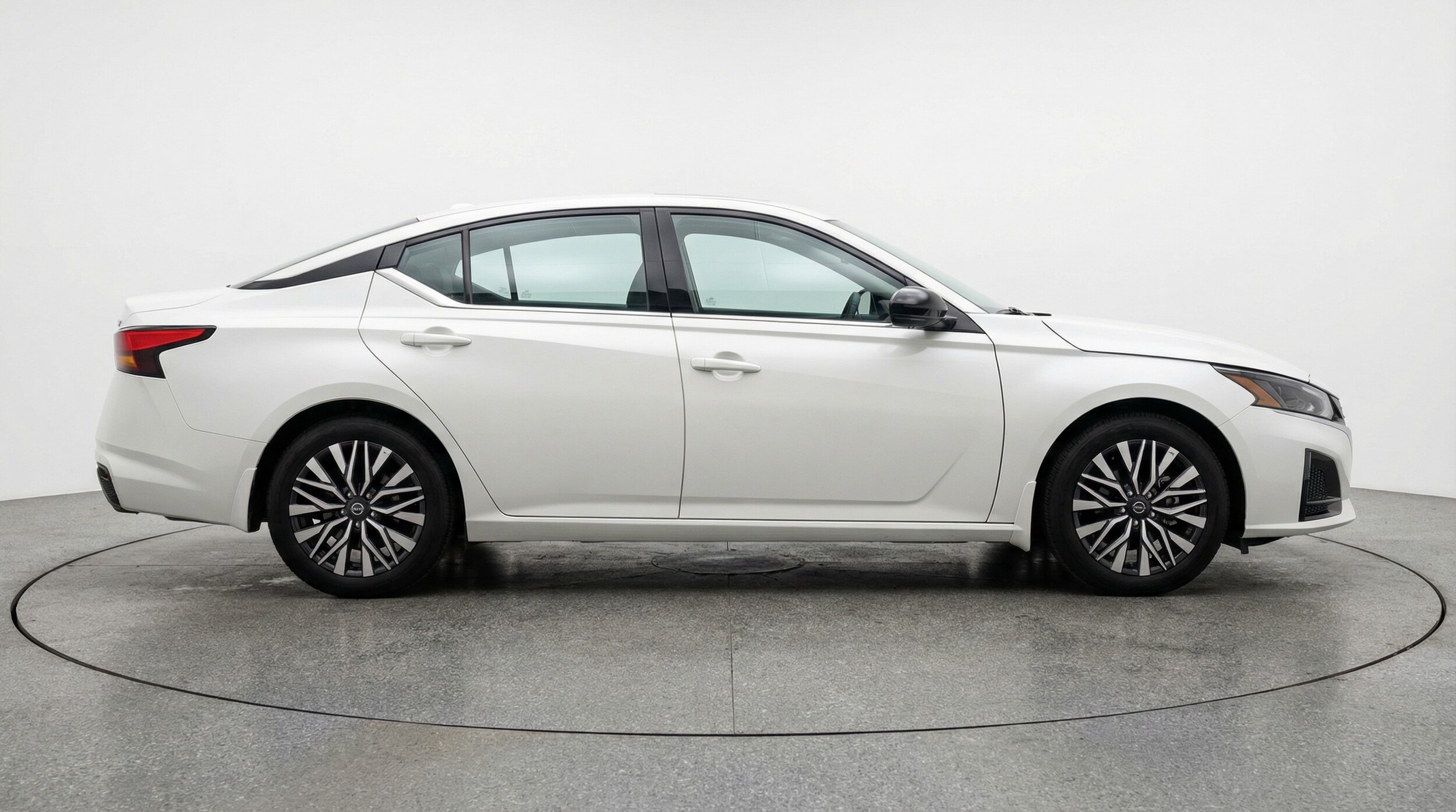 Thumbnail: 2025 Nissan Altima - 8