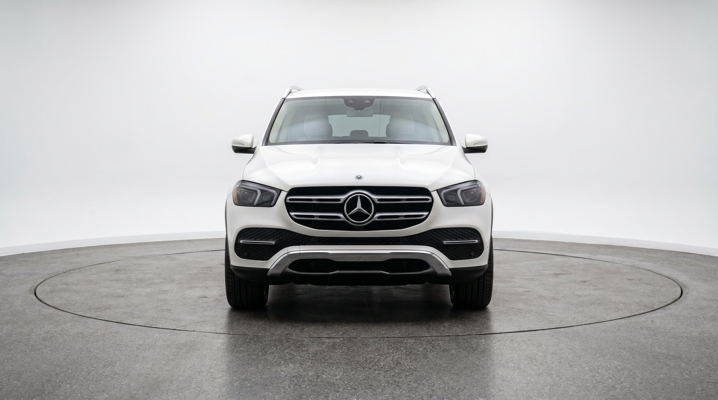 Thumbnail: 2026 Mercedes-Benz GLE - 2