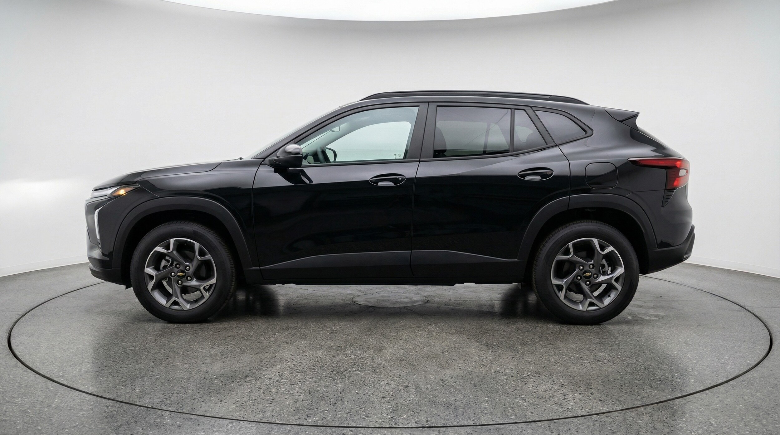 Thumbnail: 2025 Chevrolet Trax - 4