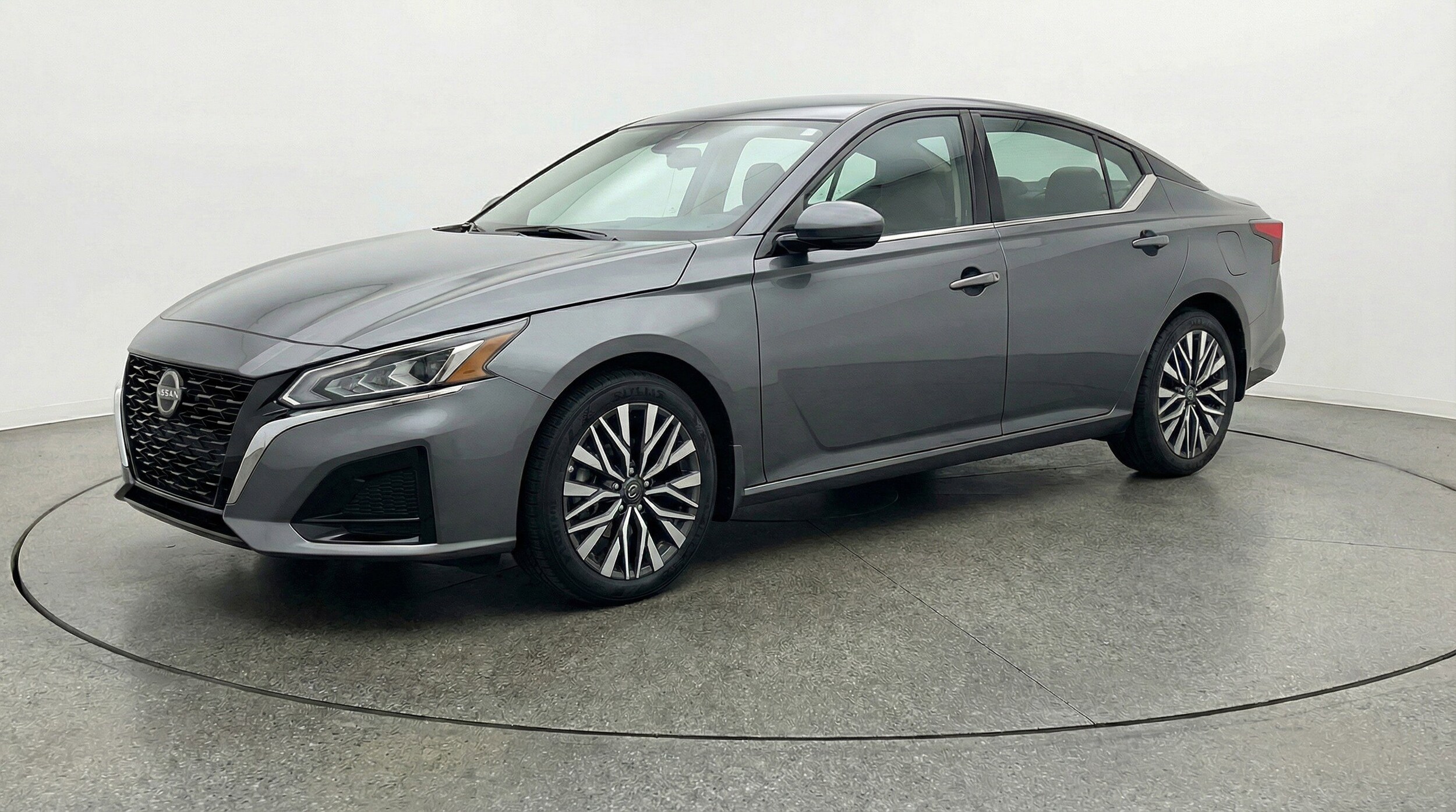 Thumbnail: 2025 Nissan Altima - 3