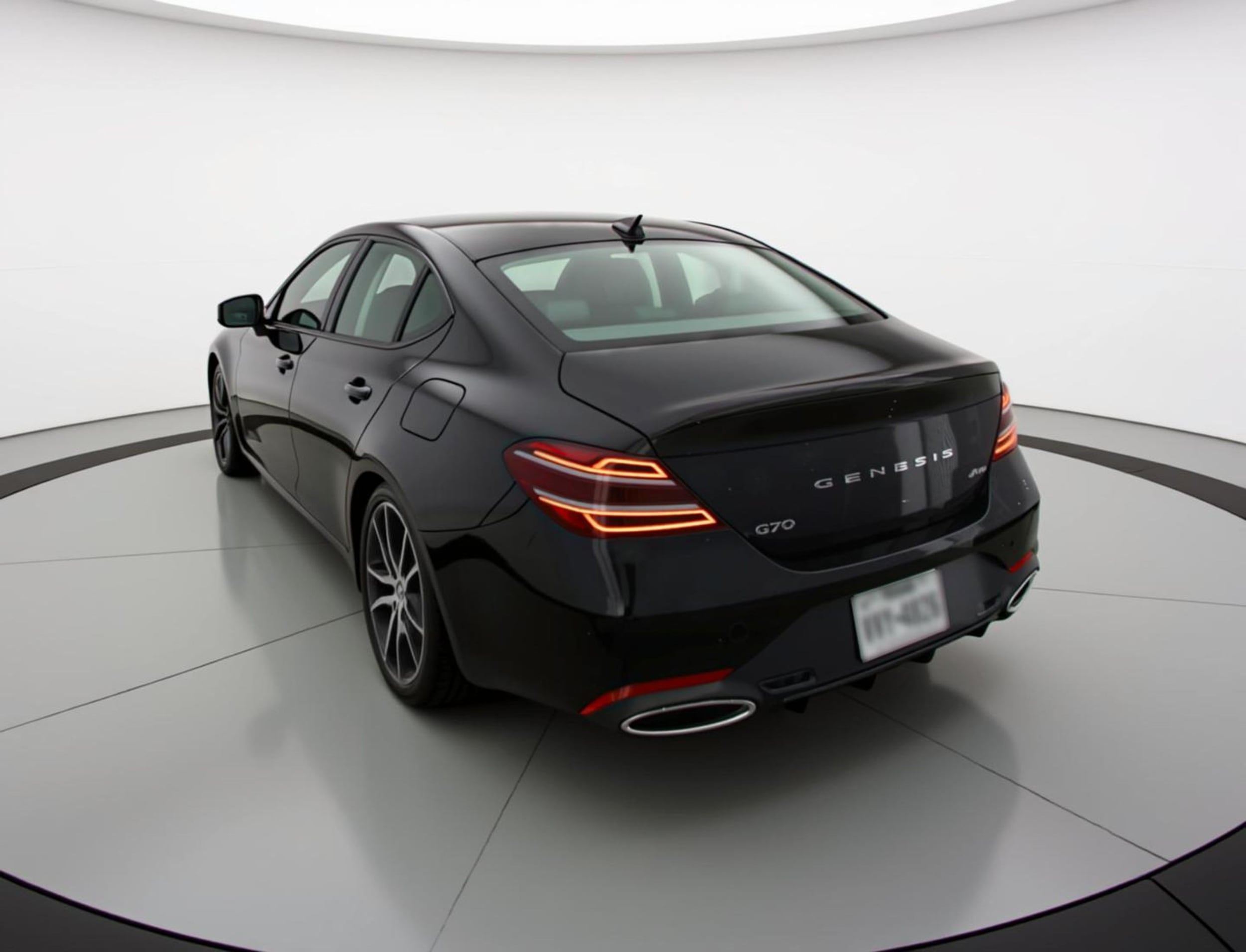 Thumbnail: 2025 Genesis G70 - 5