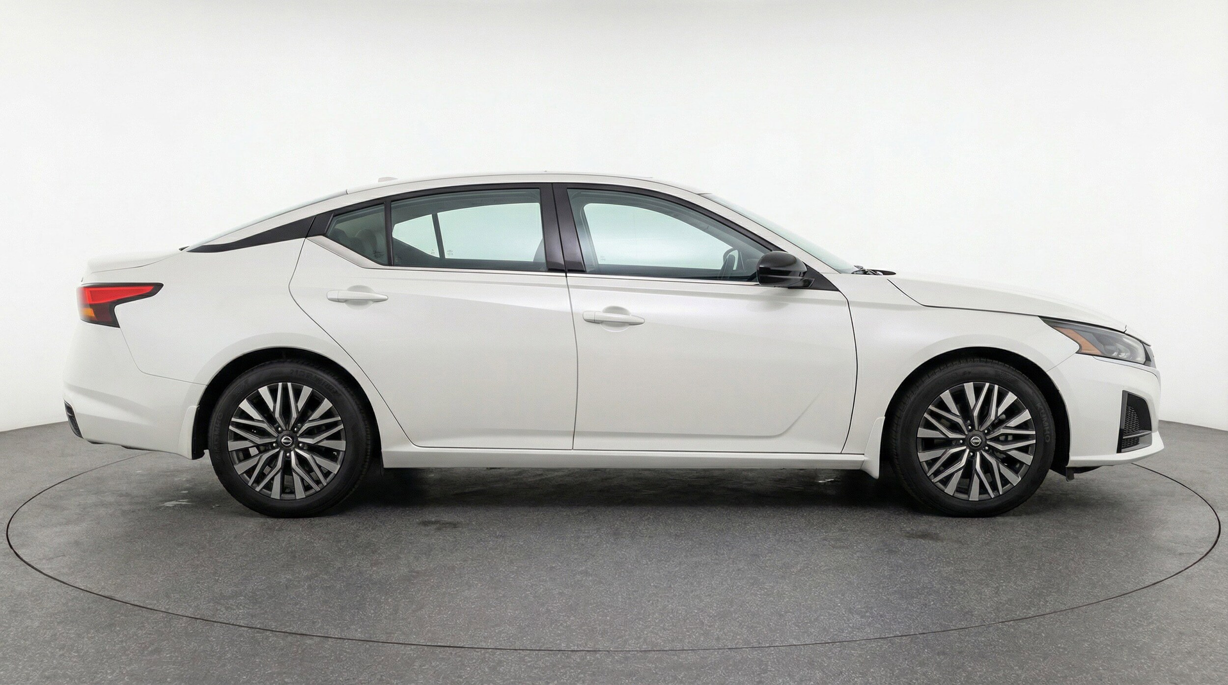 Thumbnail: 2025 Nissan Altima - 11