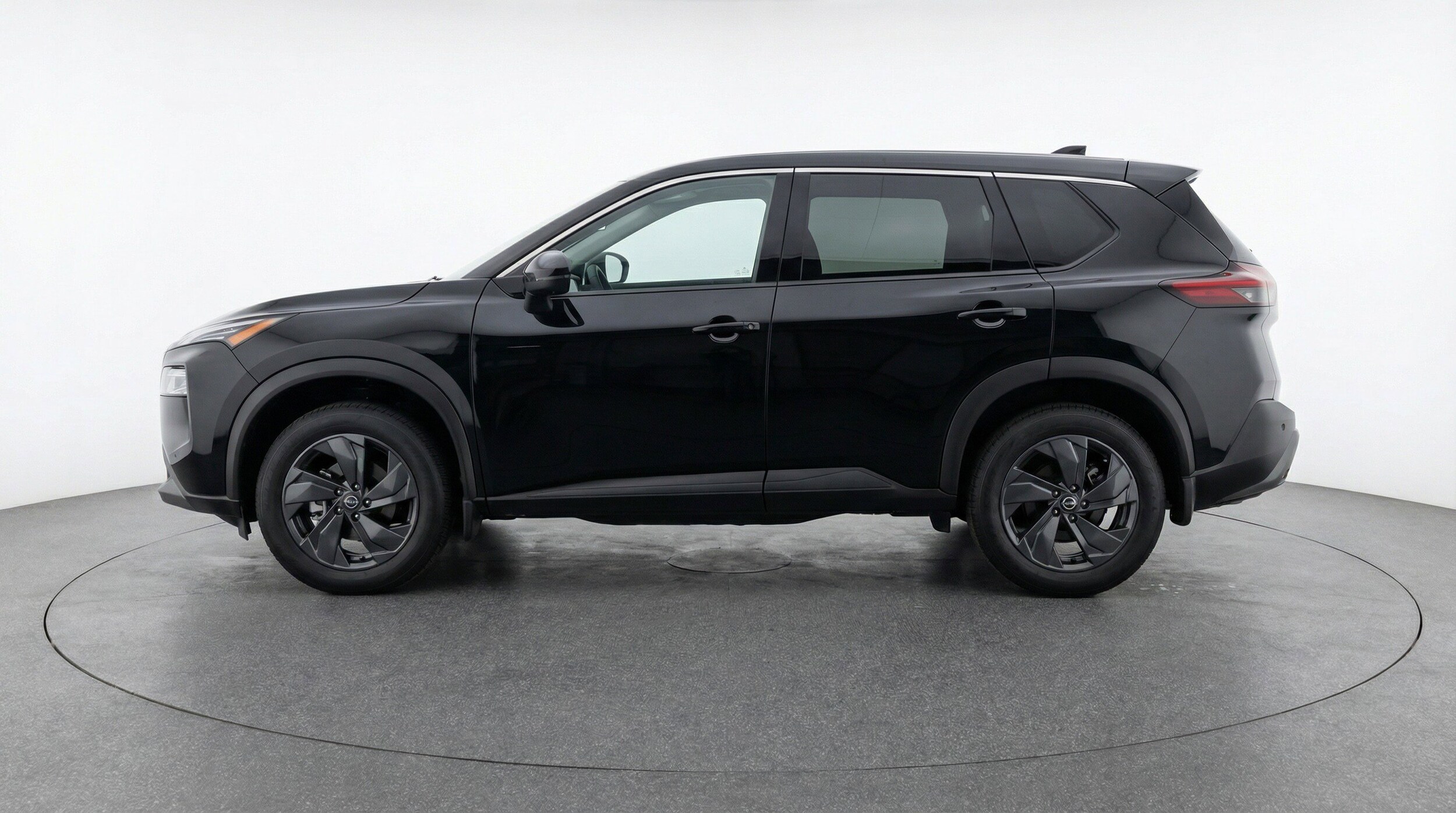 Thumbnail: 2025 Nissan Rogue - 5