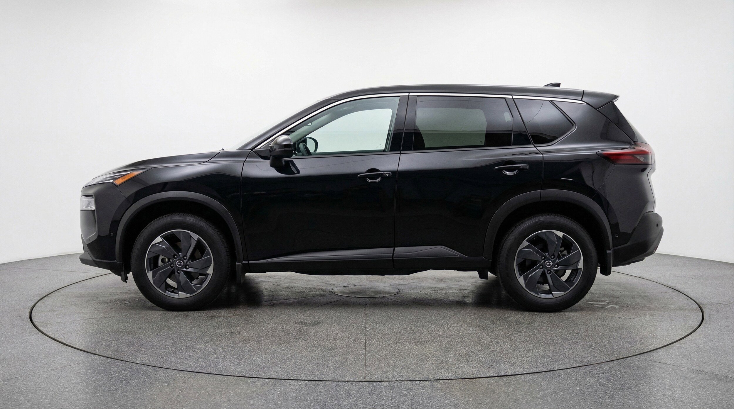 Thumbnail: 2025 Nissan Rogue - 5