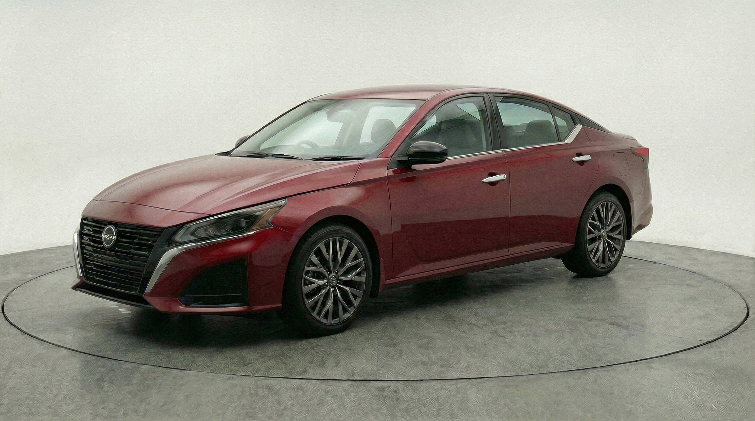 Thumbnail: 2025 Nissan Altima - 3