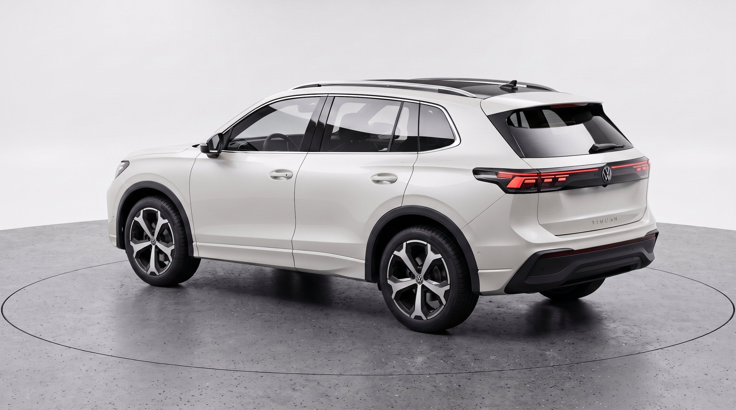 Thumbnail: 2026 Volkswagen Tiguan - 6