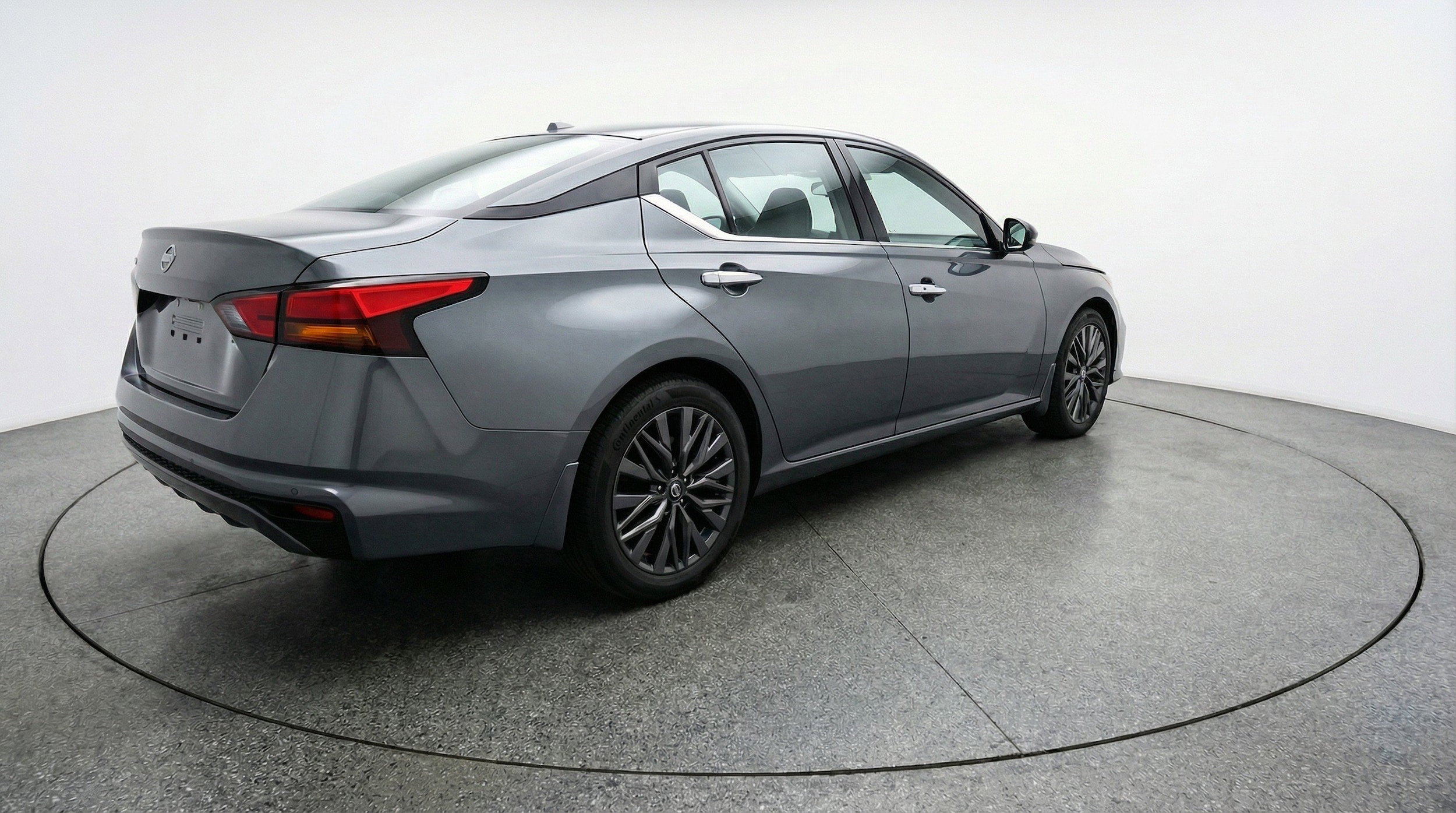 Thumbnail: 2025 Nissan Altima - 9