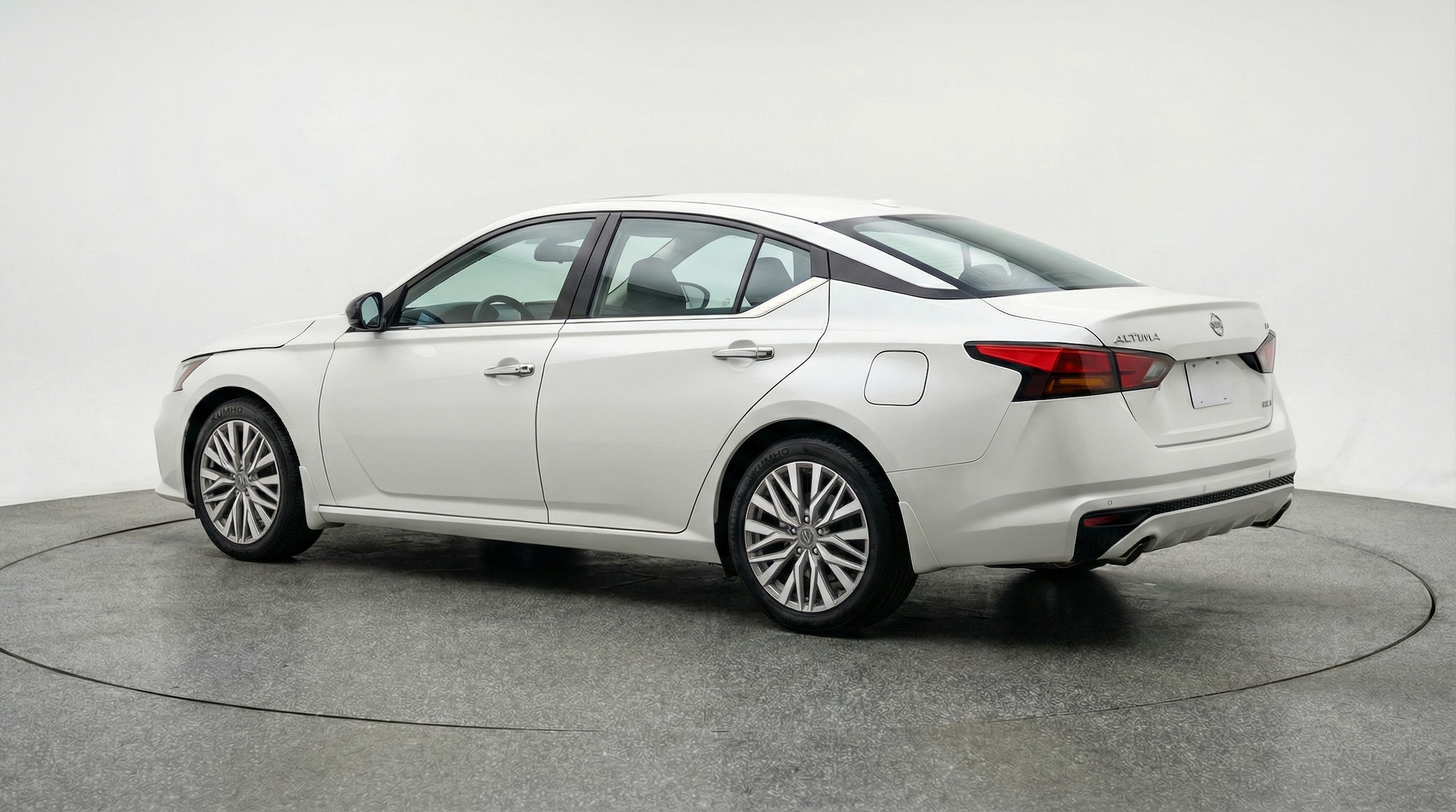 Thumbnail: 2025 Nissan Altima - 5