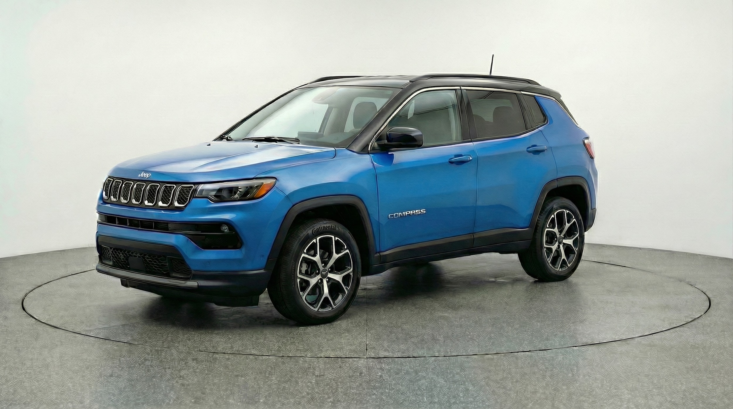 Thumbnail: 2025 Jeep Compass - 3