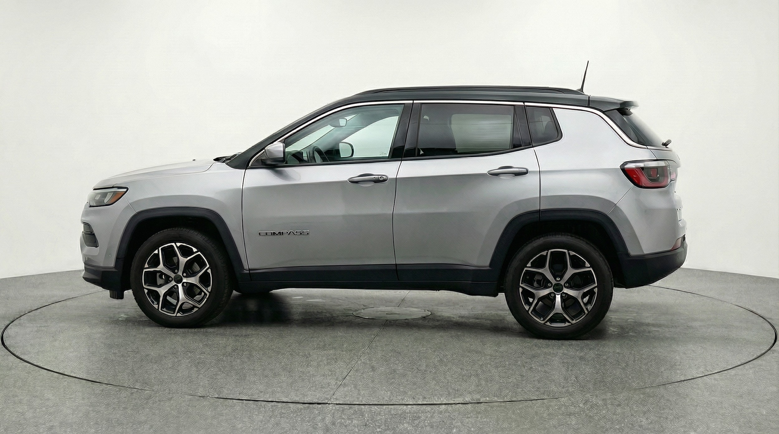 Thumbnail: 2025 Jeep Compass - 4