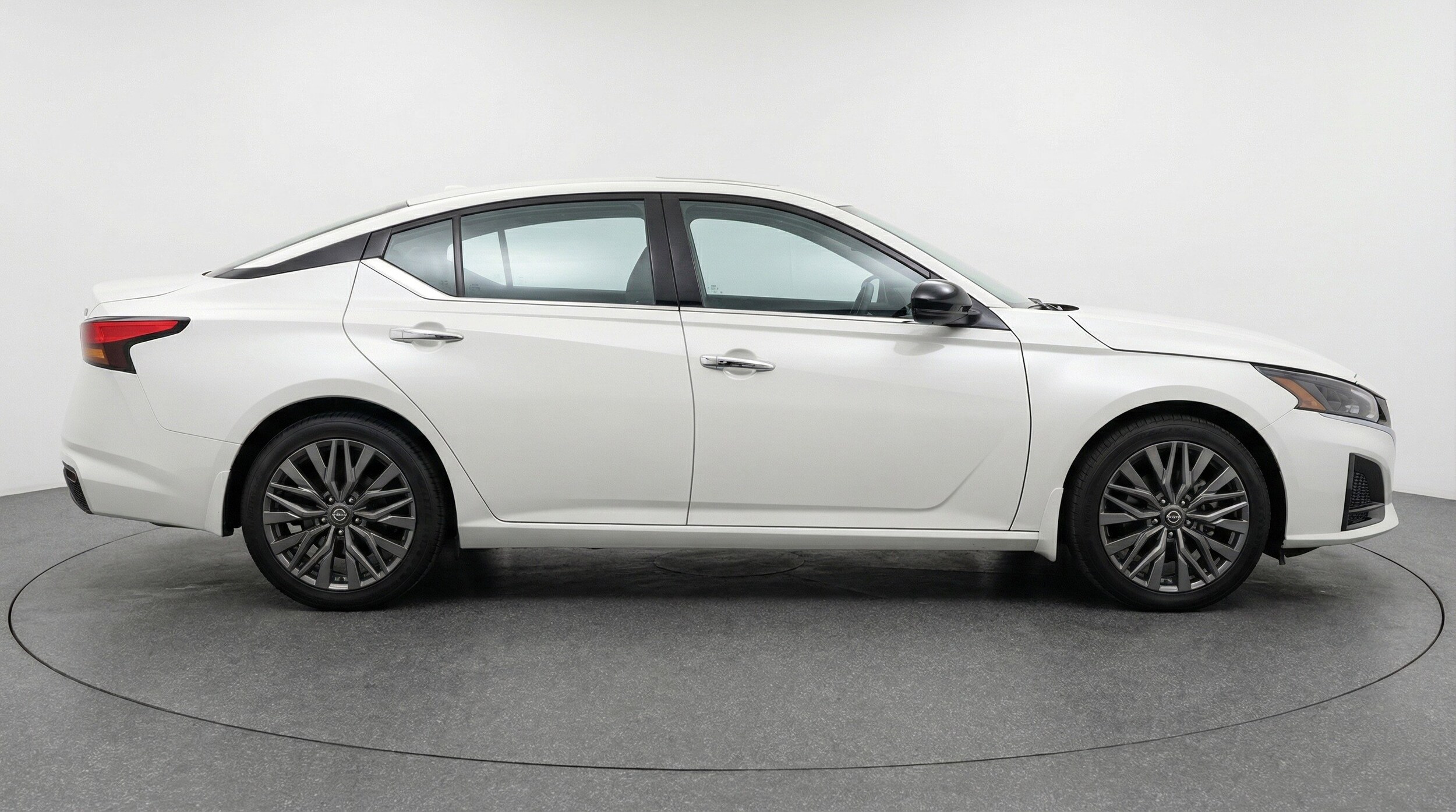 Thumbnail: 2025 Nissan Altima - 11