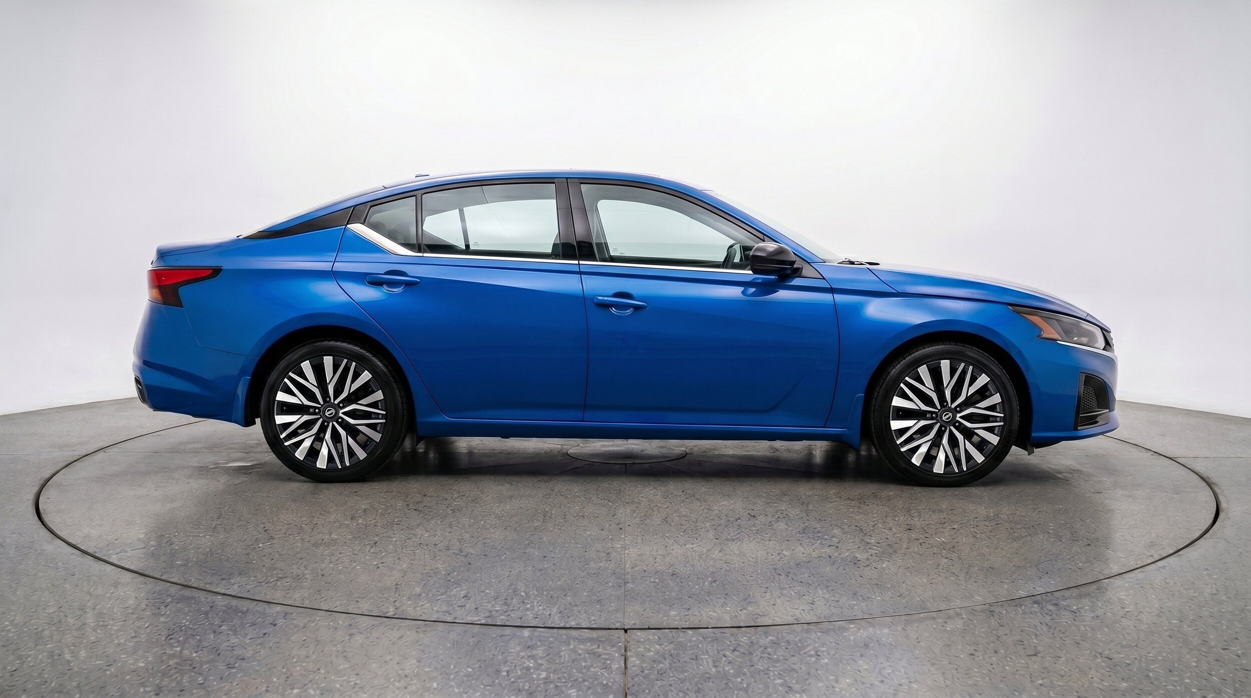Thumbnail: 2025 Nissan Altima - 11
