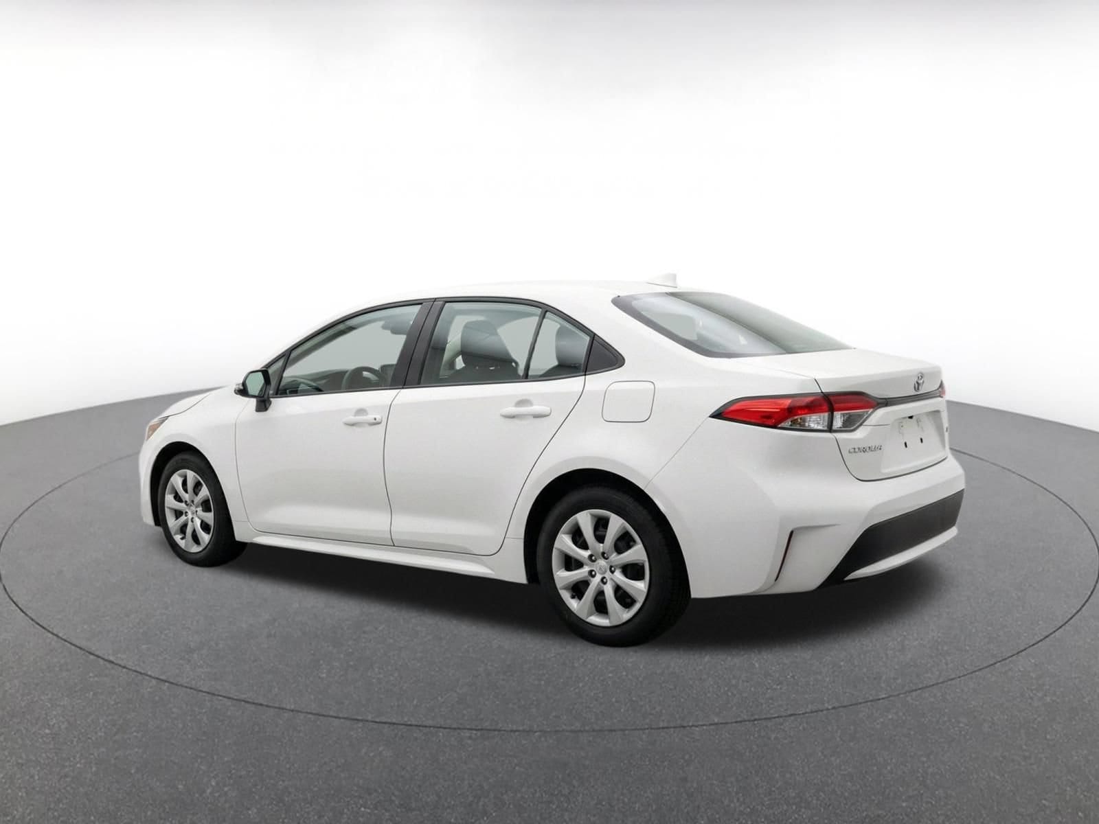 Thumbnail: 2025 Toyota Corolla - 5
