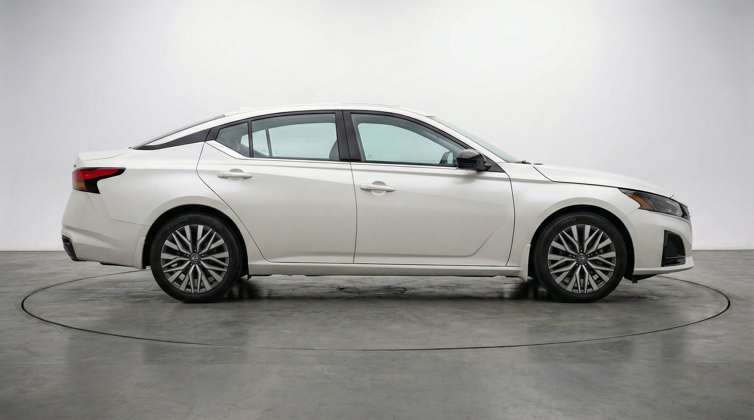 Thumbnail: 2025 Nissan Altima - 11