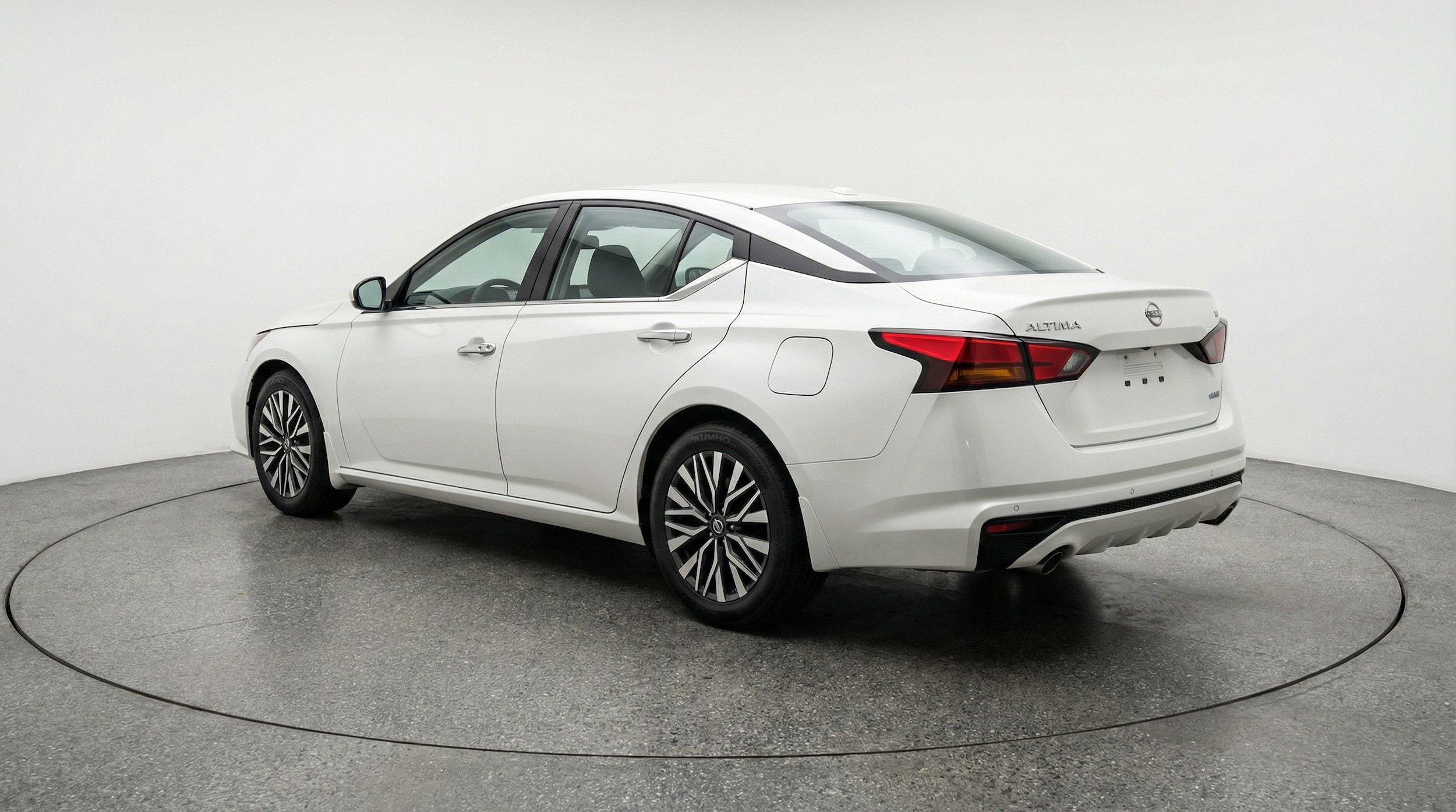 Thumbnail: 2025 Nissan Altima - 6