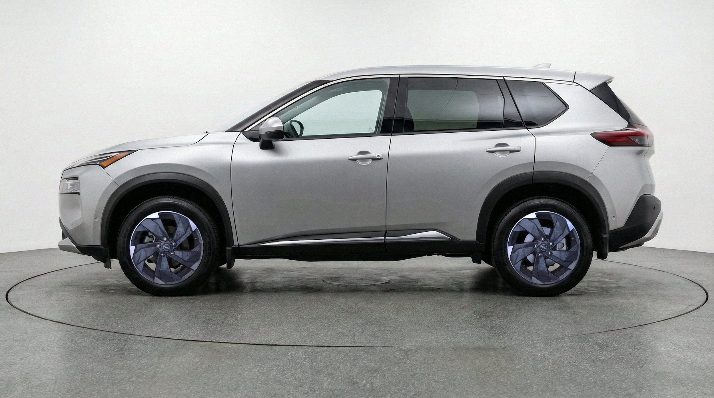 Thumbnail: 2025 Nissan Rogue - 5