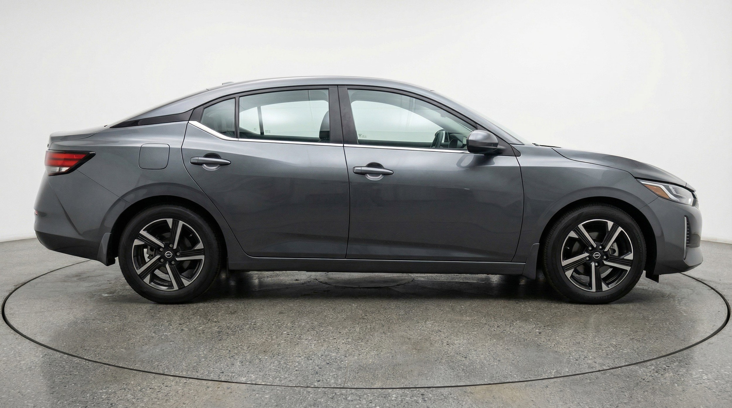 Thumbnail: 2025 Nissan Sentra - 11