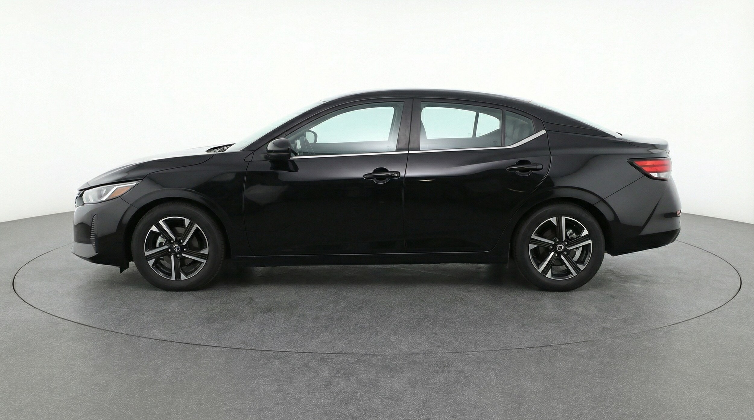 Thumbnail: 2025 Nissan Sentra - 4