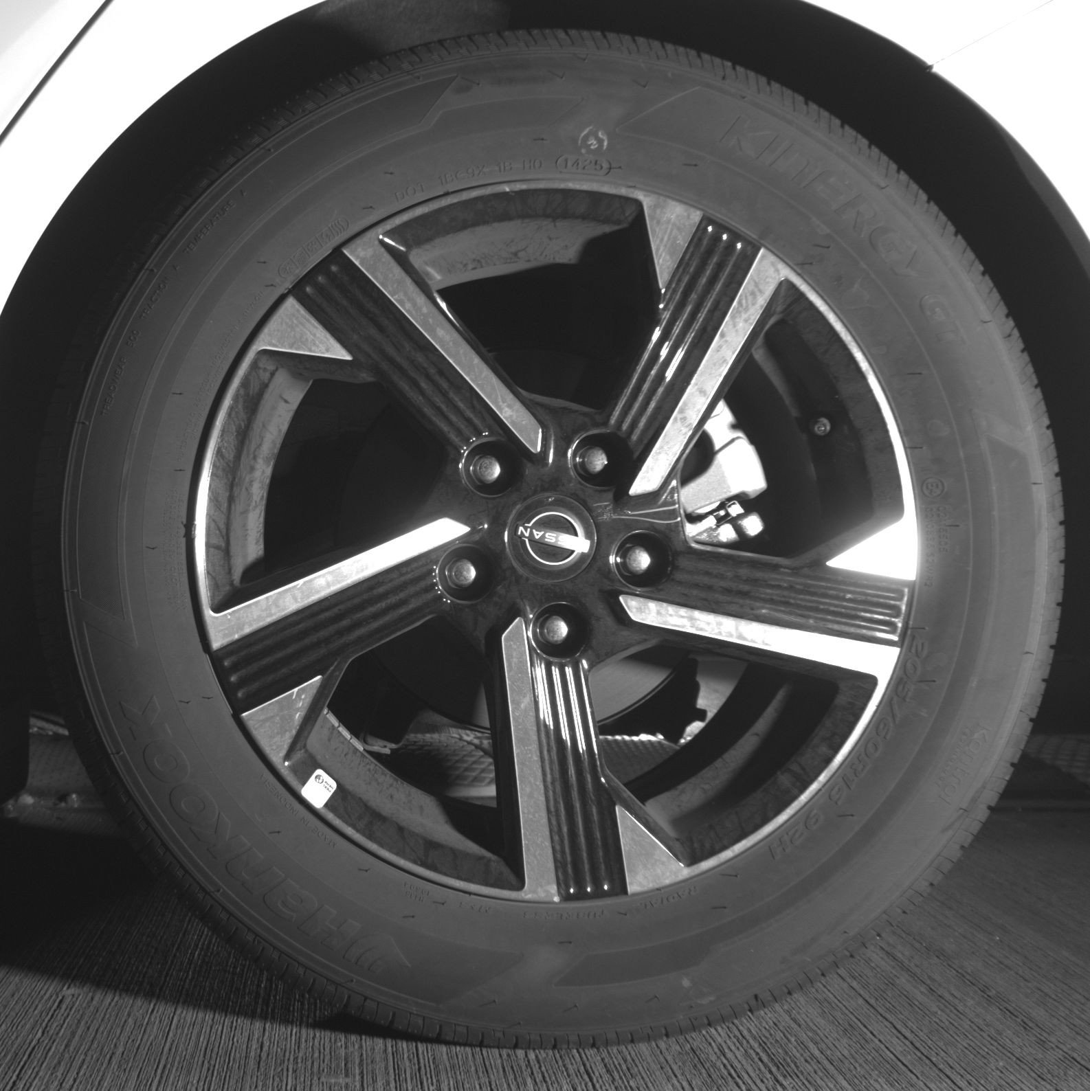 Thumbnail: 2025 Nissan Sentra - 14