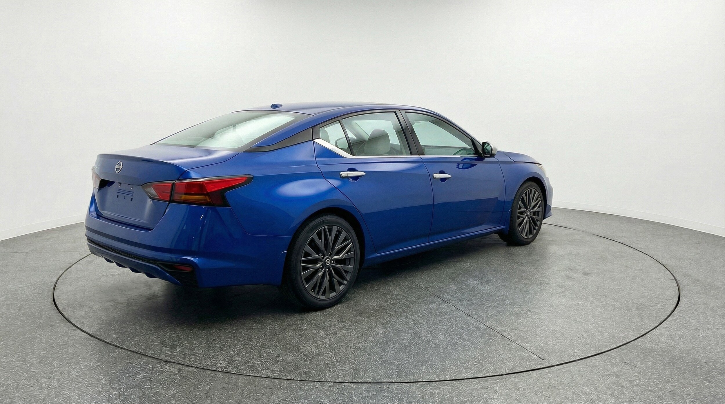 Thumbnail: 2025 Nissan Altima - 6