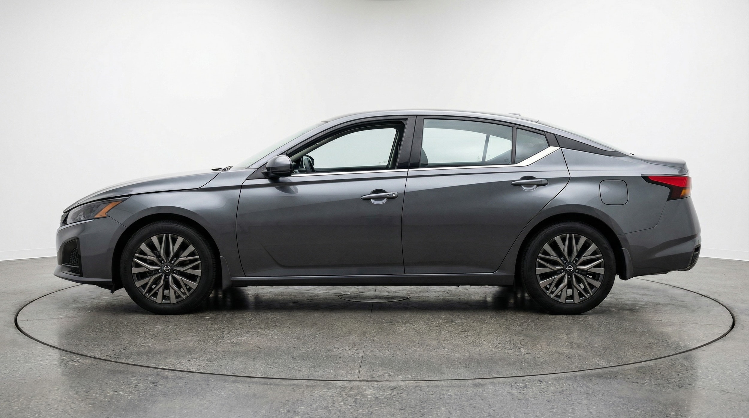 Thumbnail: 2025 Nissan Altima - 4