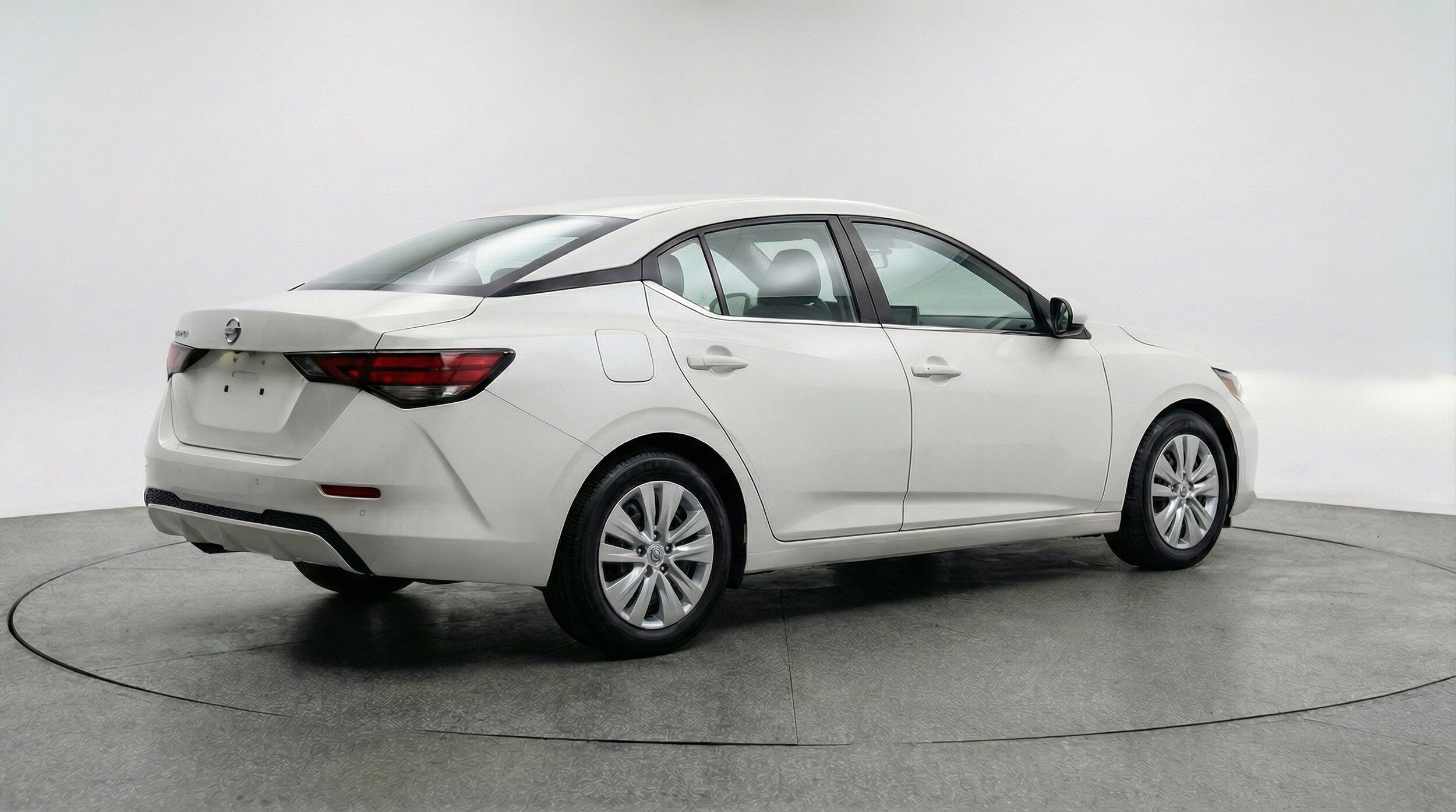 Thumbnail: 2025 Nissan Sentra - 9