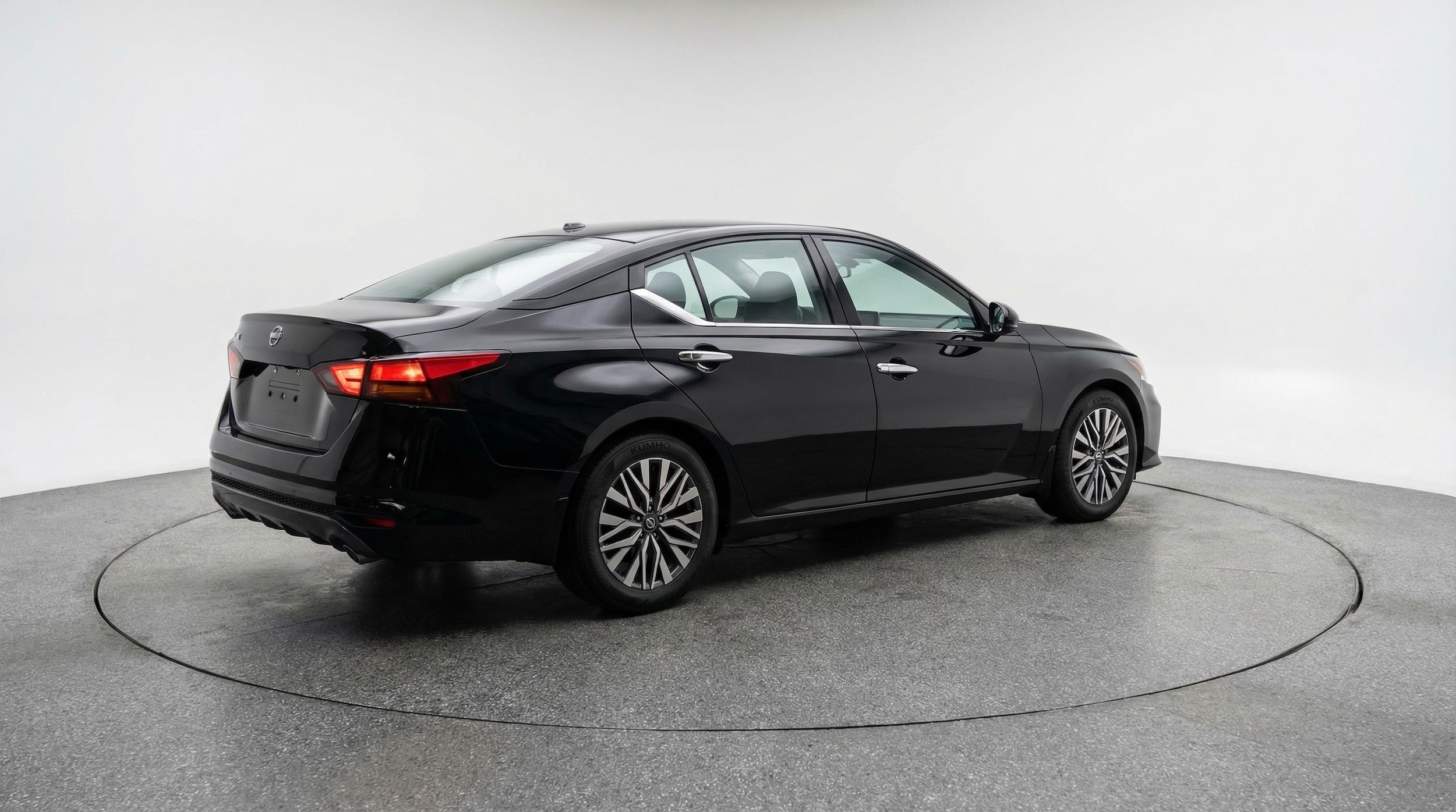 Thumbnail: 2025 Nissan Altima - 7