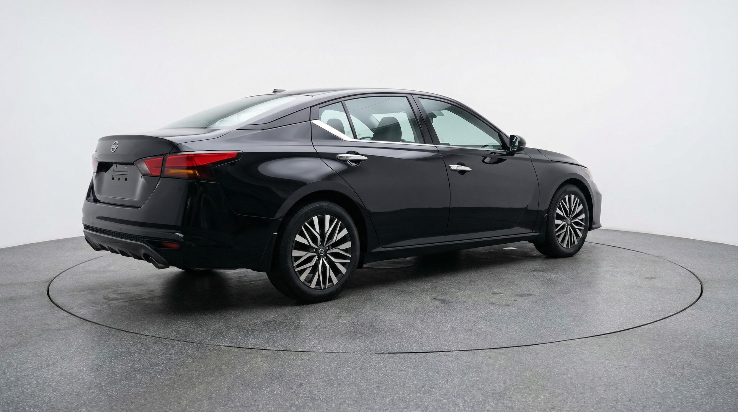 Thumbnail: 2025 Nissan Altima - 7