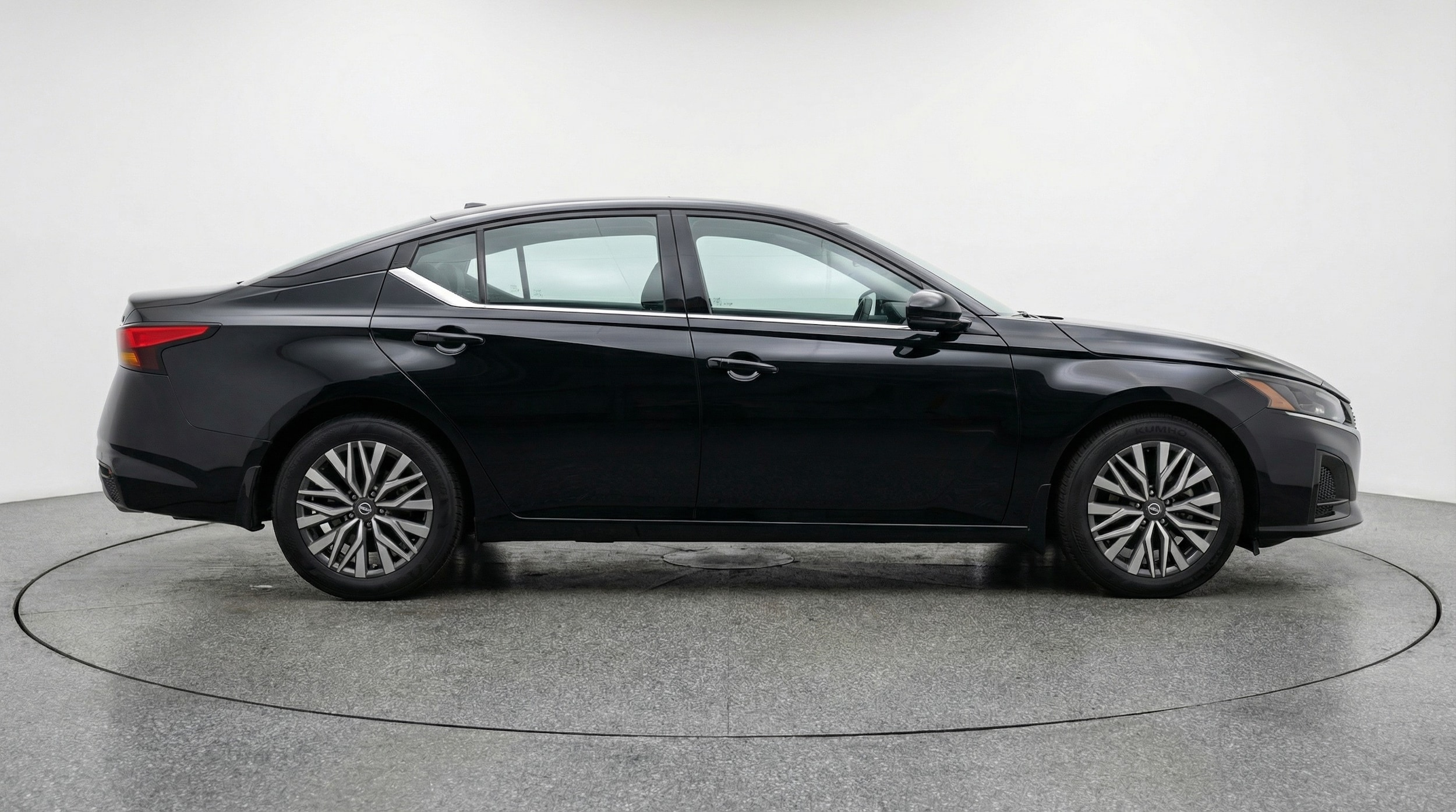 Thumbnail: 2025 Nissan Altima - 8